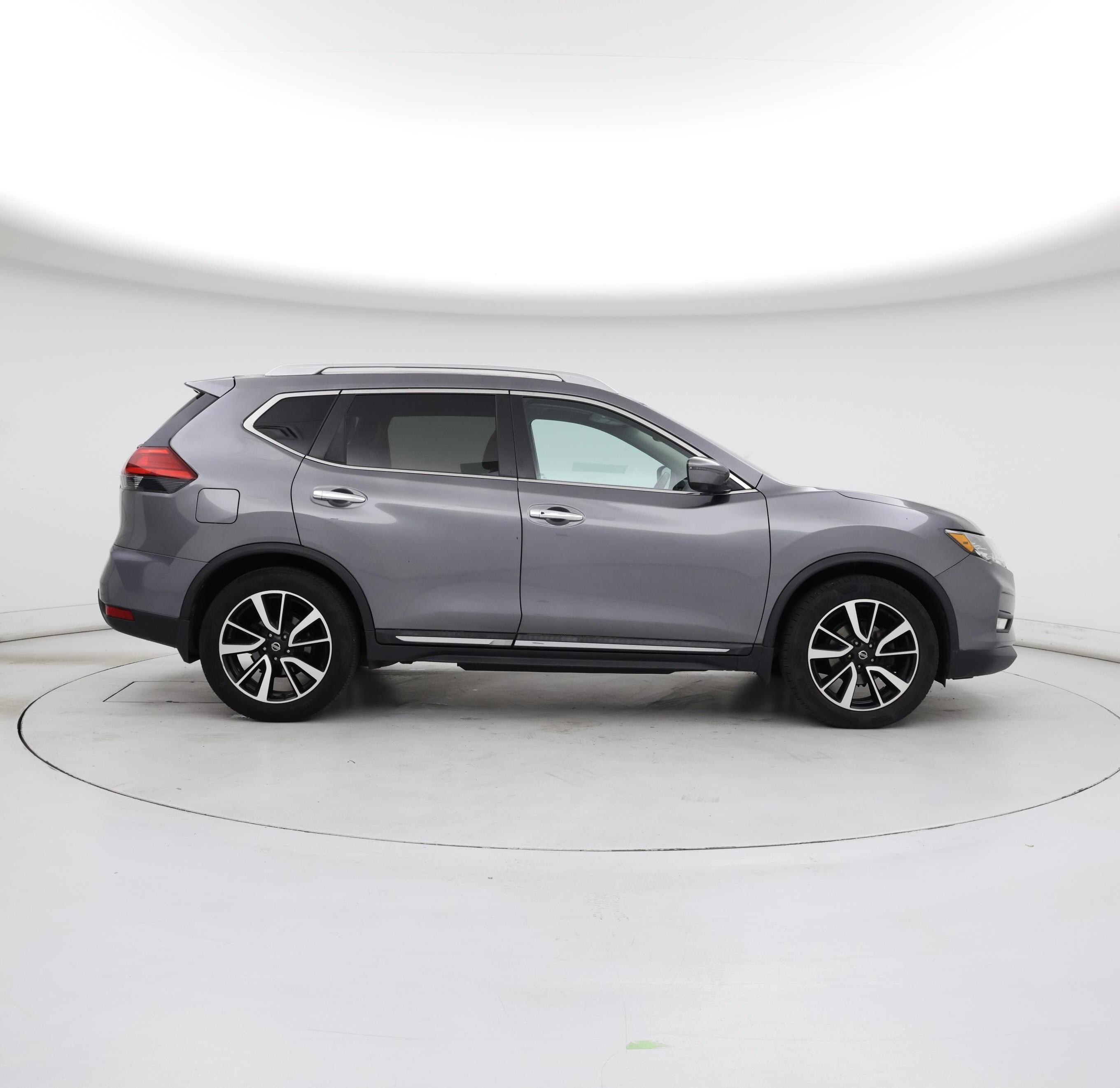 Thumbnail: 2017 Nissan Rogue - 7
