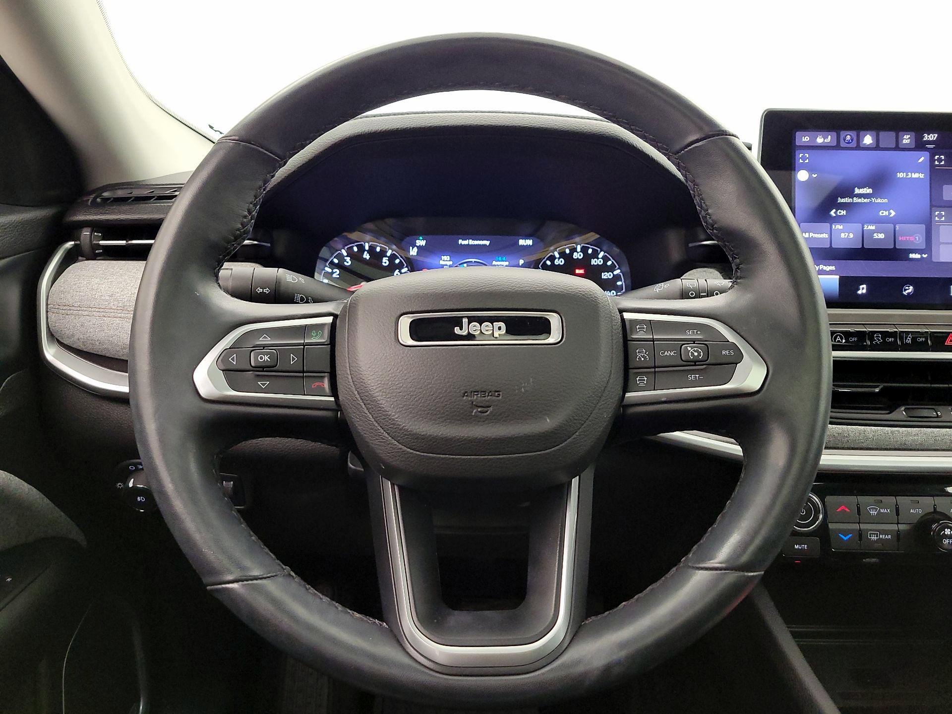 Thumbnail: 2022 Jeep Compass - 10