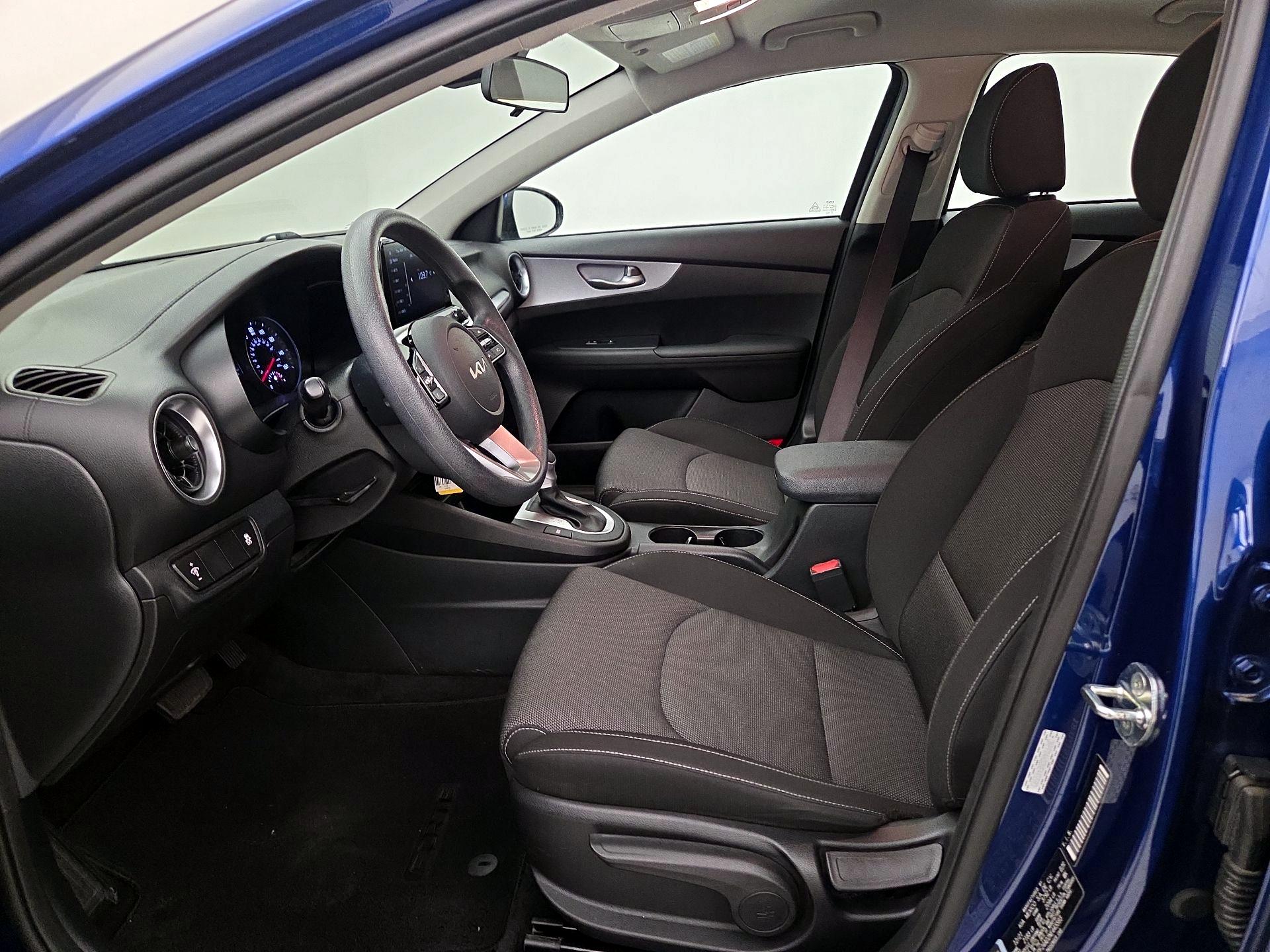 Thumbnail: 2022 Kia Forte - 11
