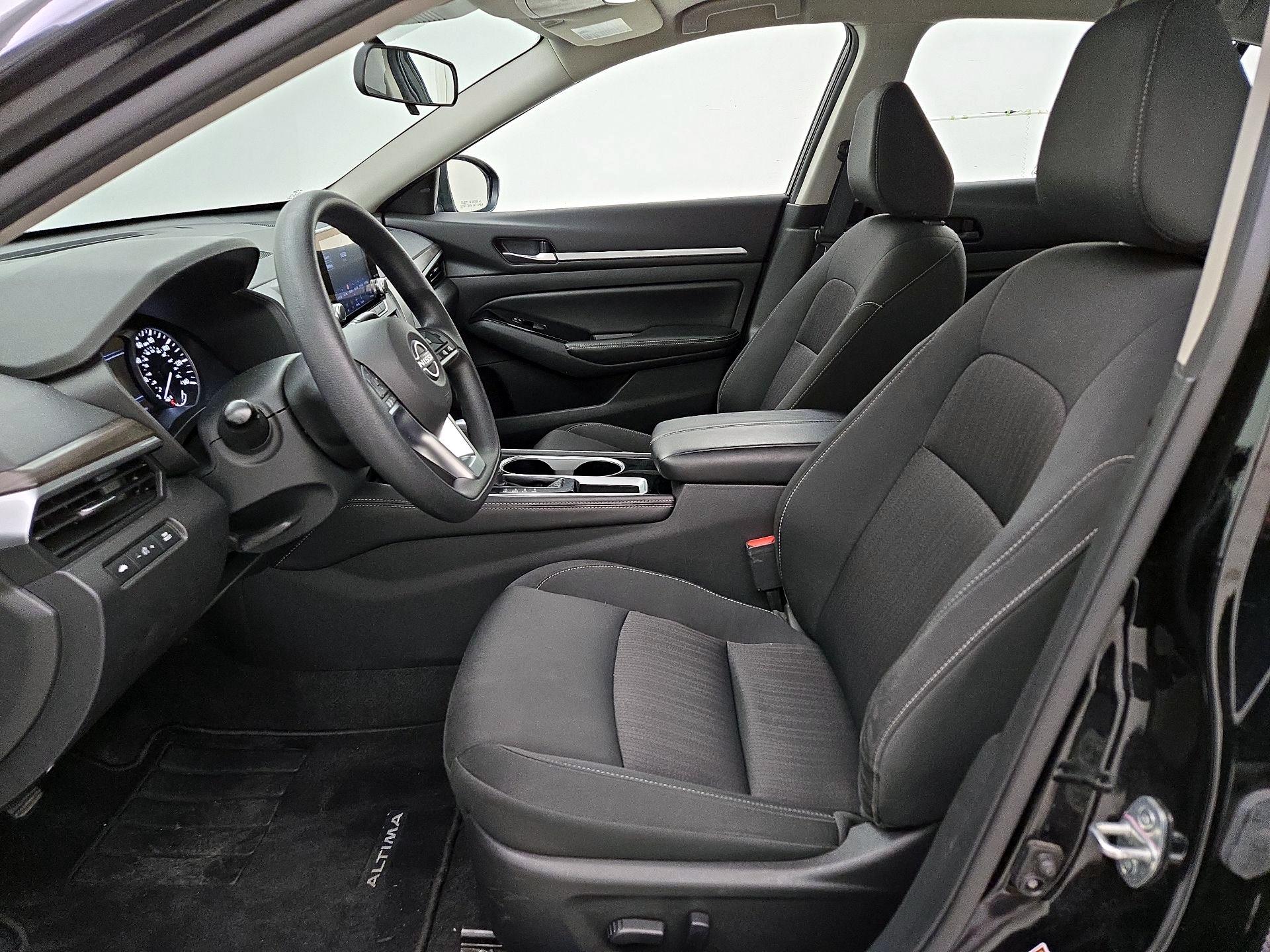 Thumbnail: 2023 Nissan Altima - 11