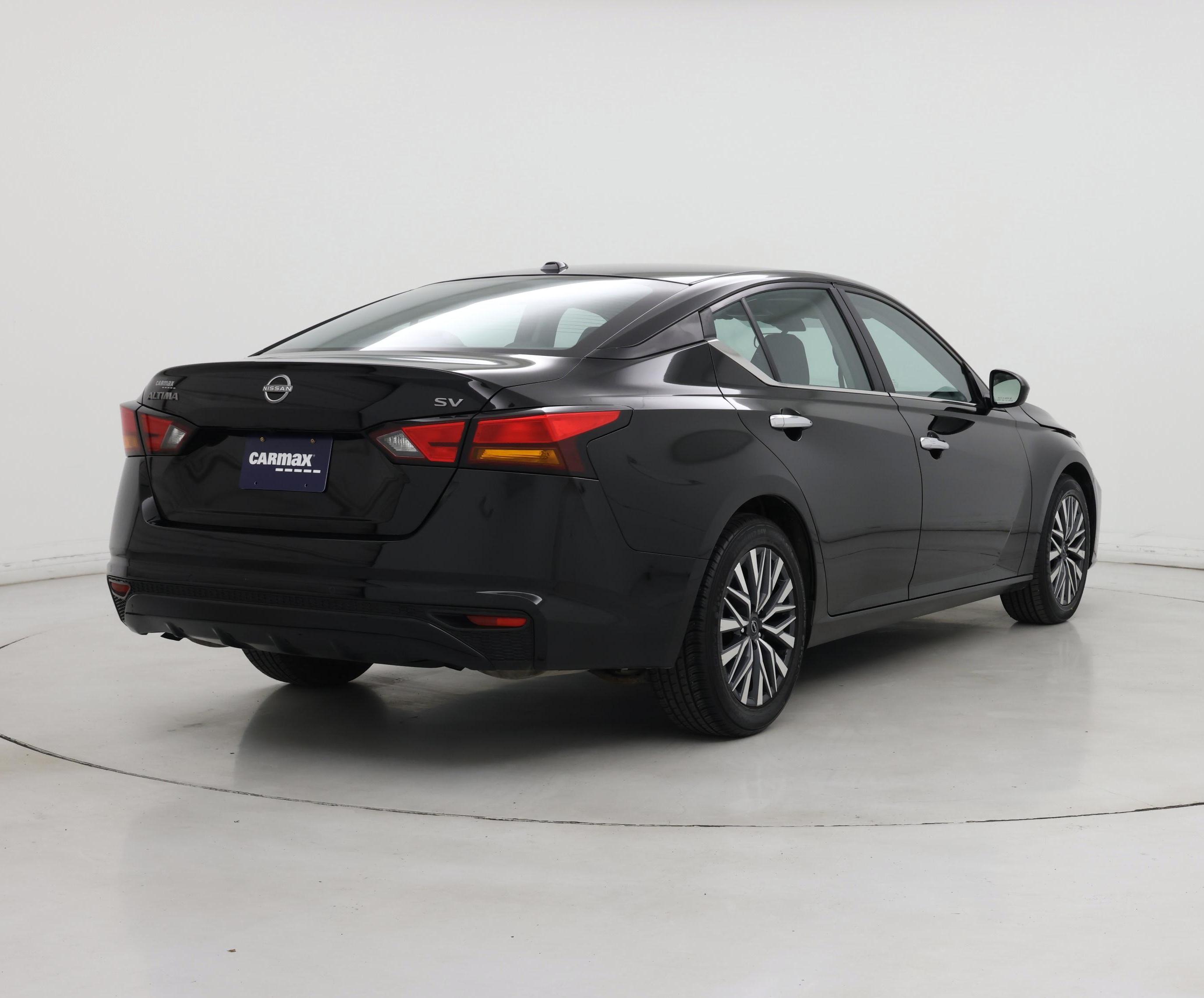 Thumbnail: 2023 Nissan Altima - 8