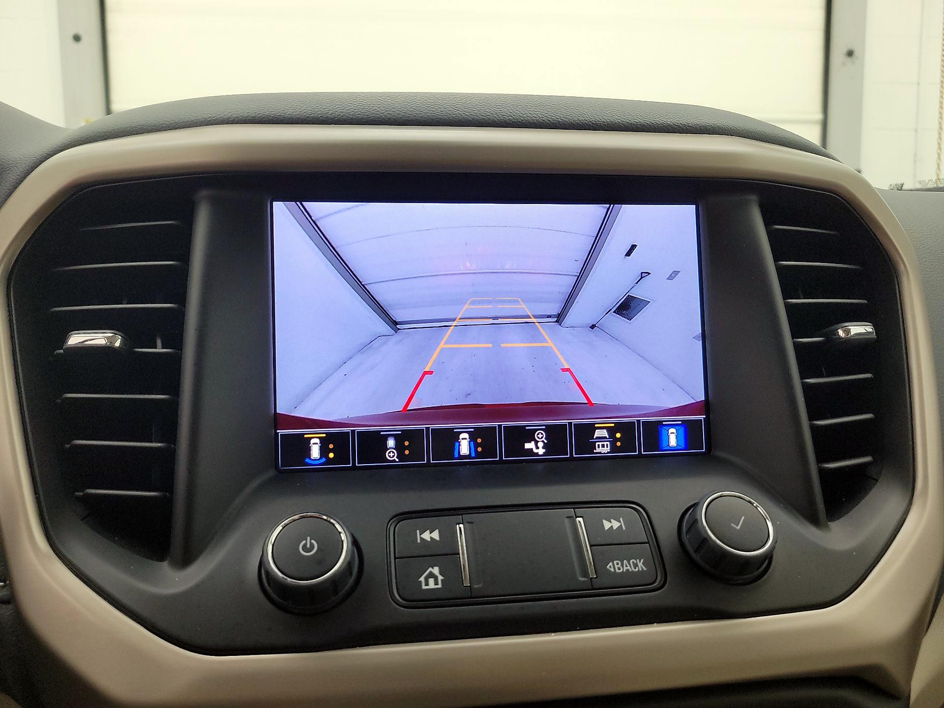 Thumbnail: 2023 GMC Acadia - 15