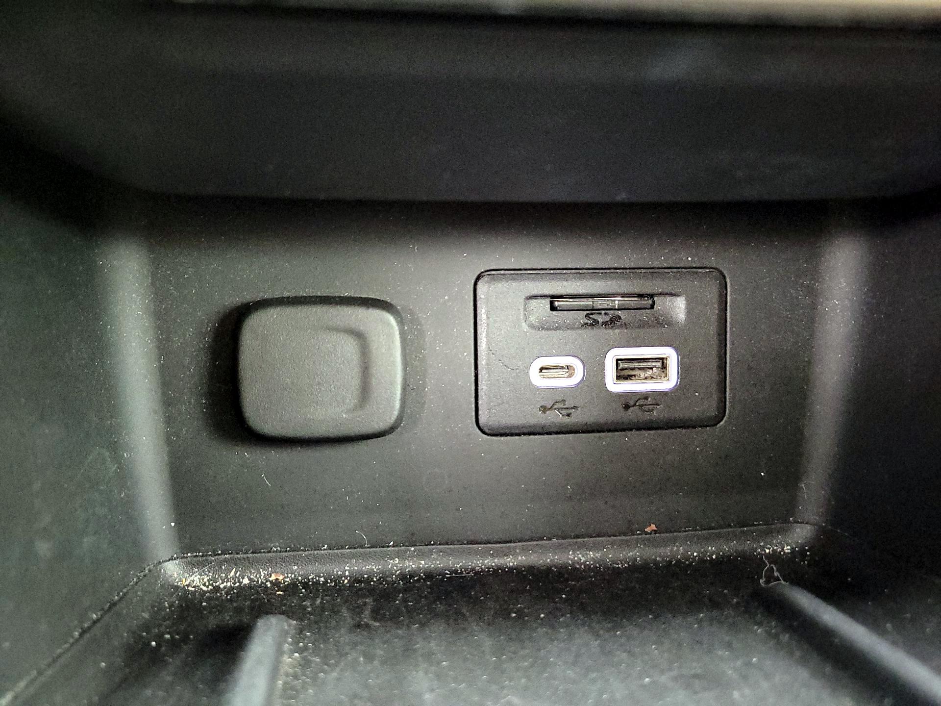 Thumbnail: 2023 GMC Acadia - 19