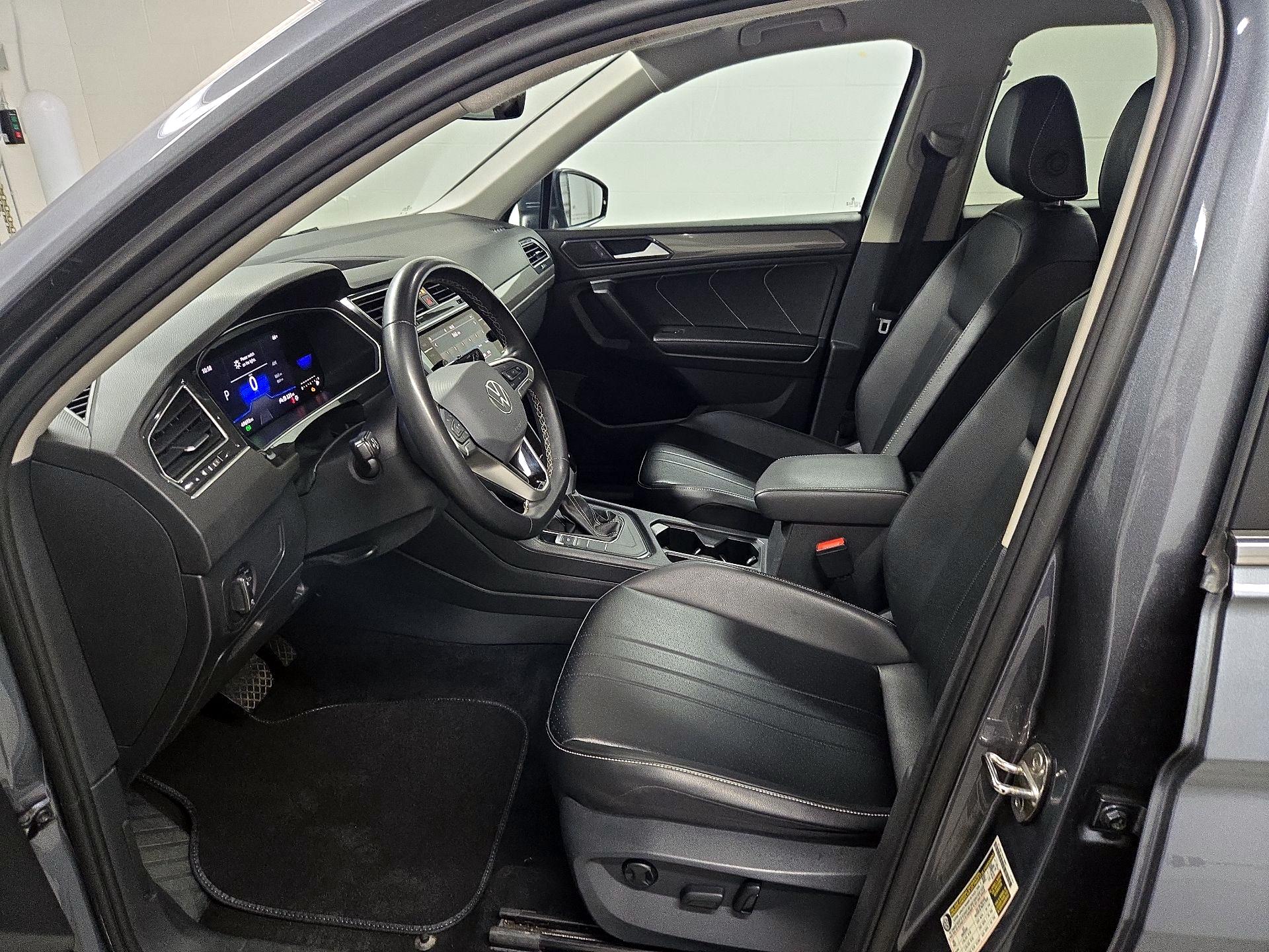 Thumbnail: 2024 Volkswagen Tiguan - 11