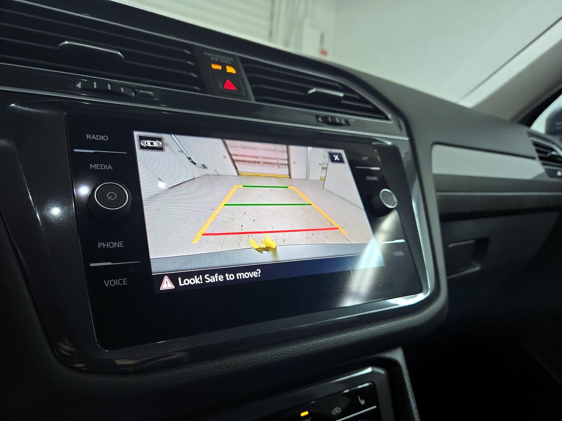 Thumbnail: 2024 Volkswagen Tiguan - 14