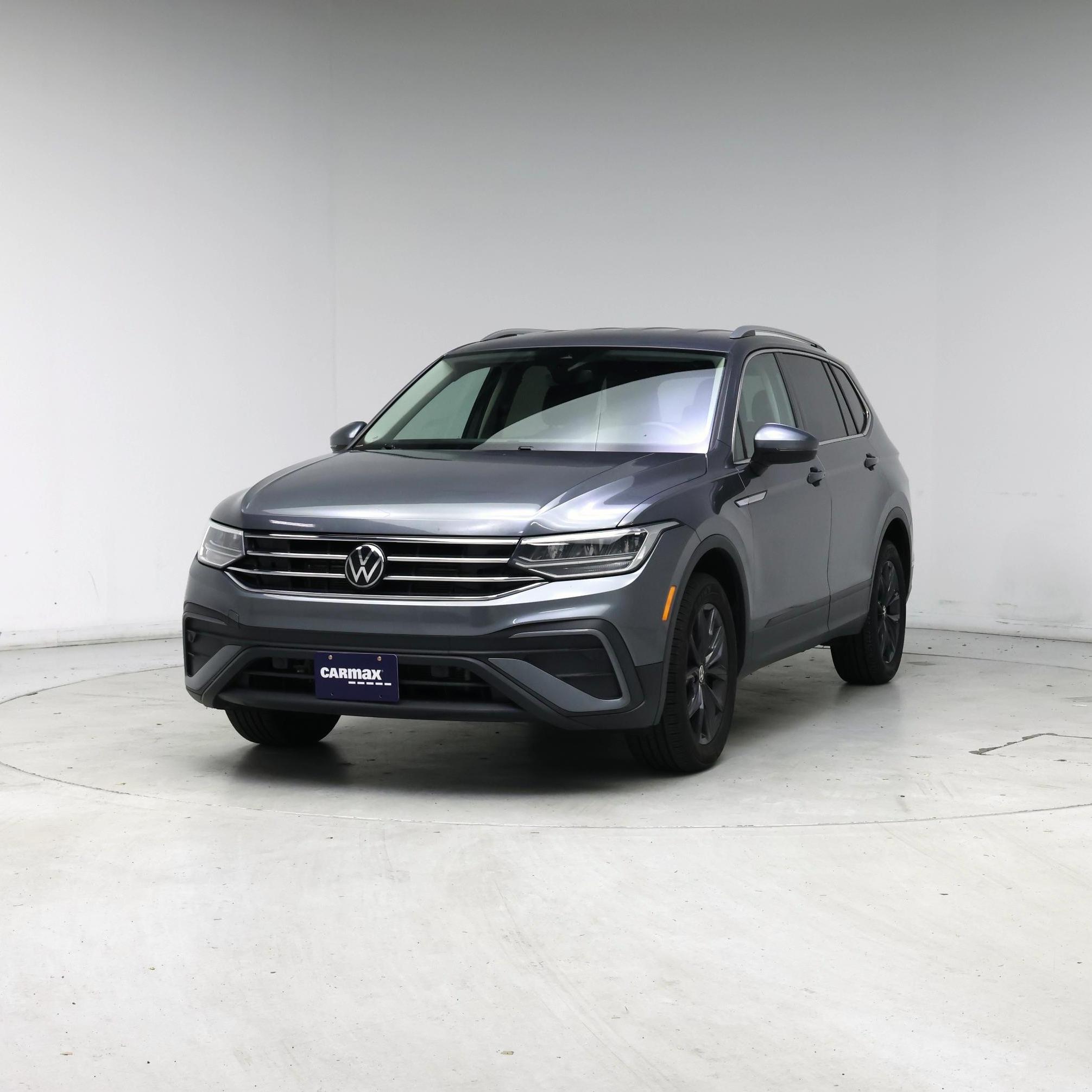 Thumbnail: 2024 Volkswagen Tiguan - 4
