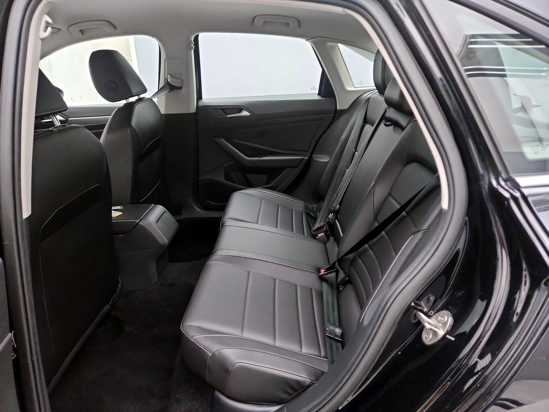 Thumbnail: 2024 Volkswagen Jetta - 19