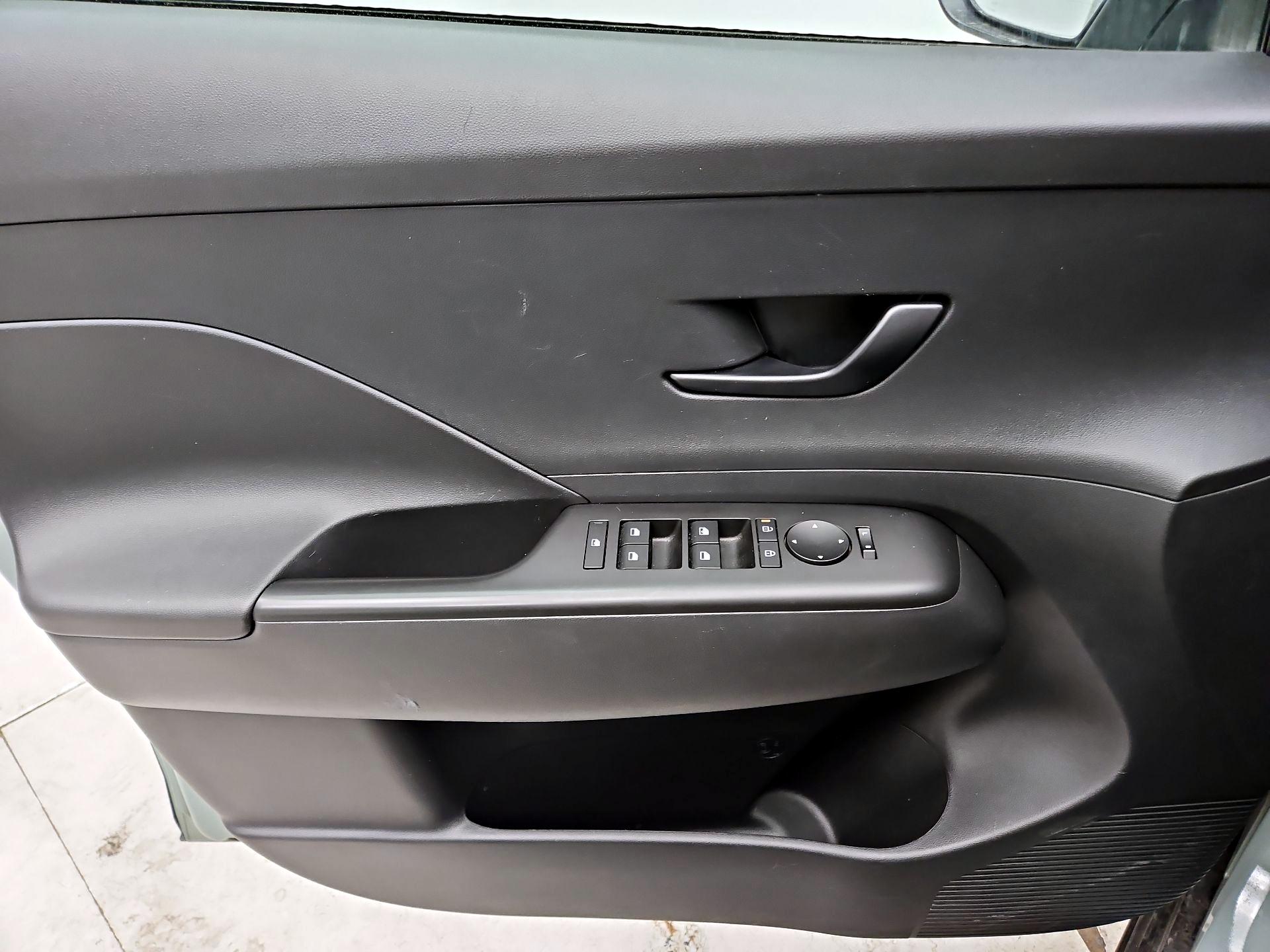 Thumbnail: 2025 Hyundai Kona - 12