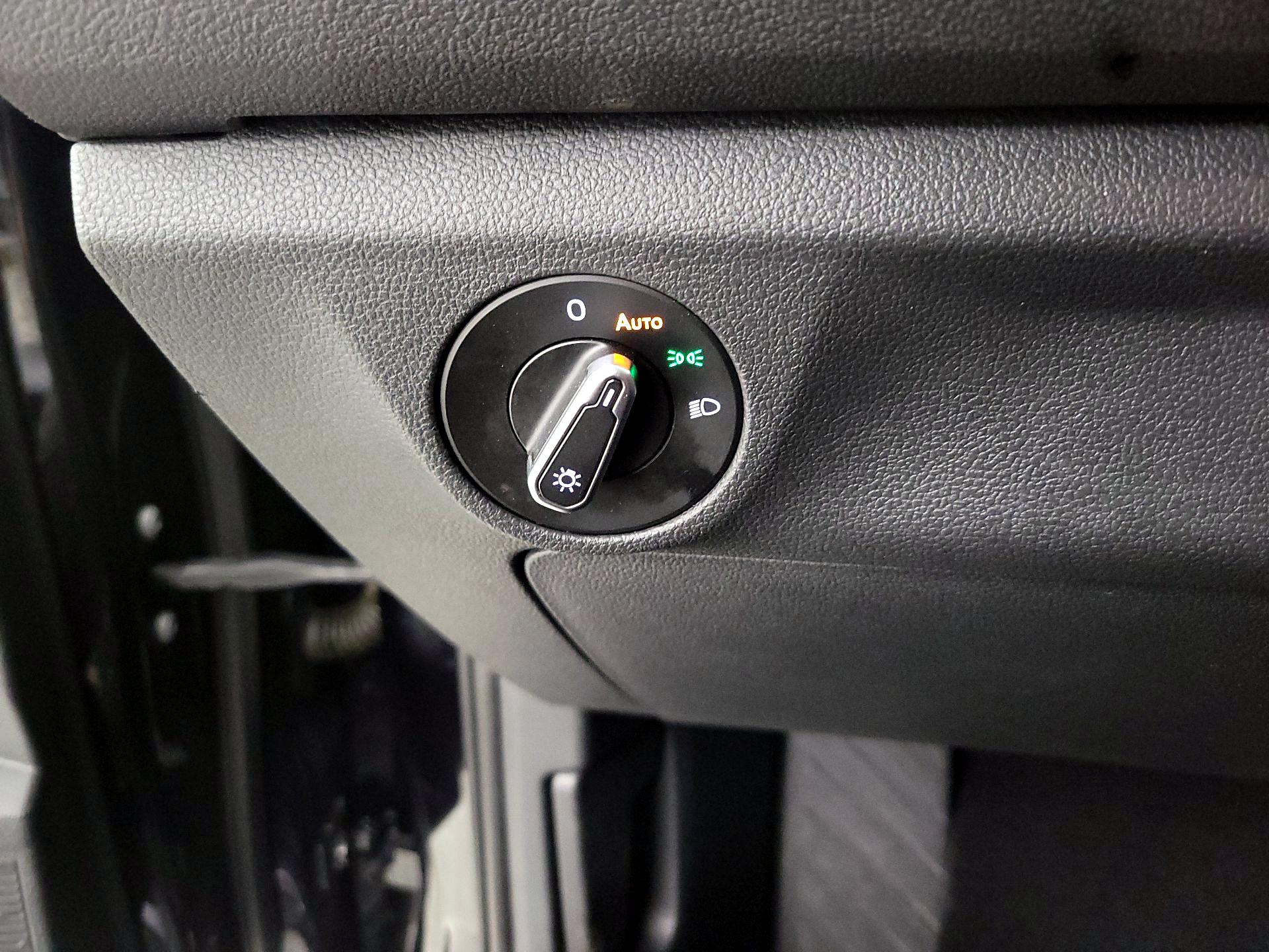 Thumbnail: 2024 Volkswagen Jetta - 13