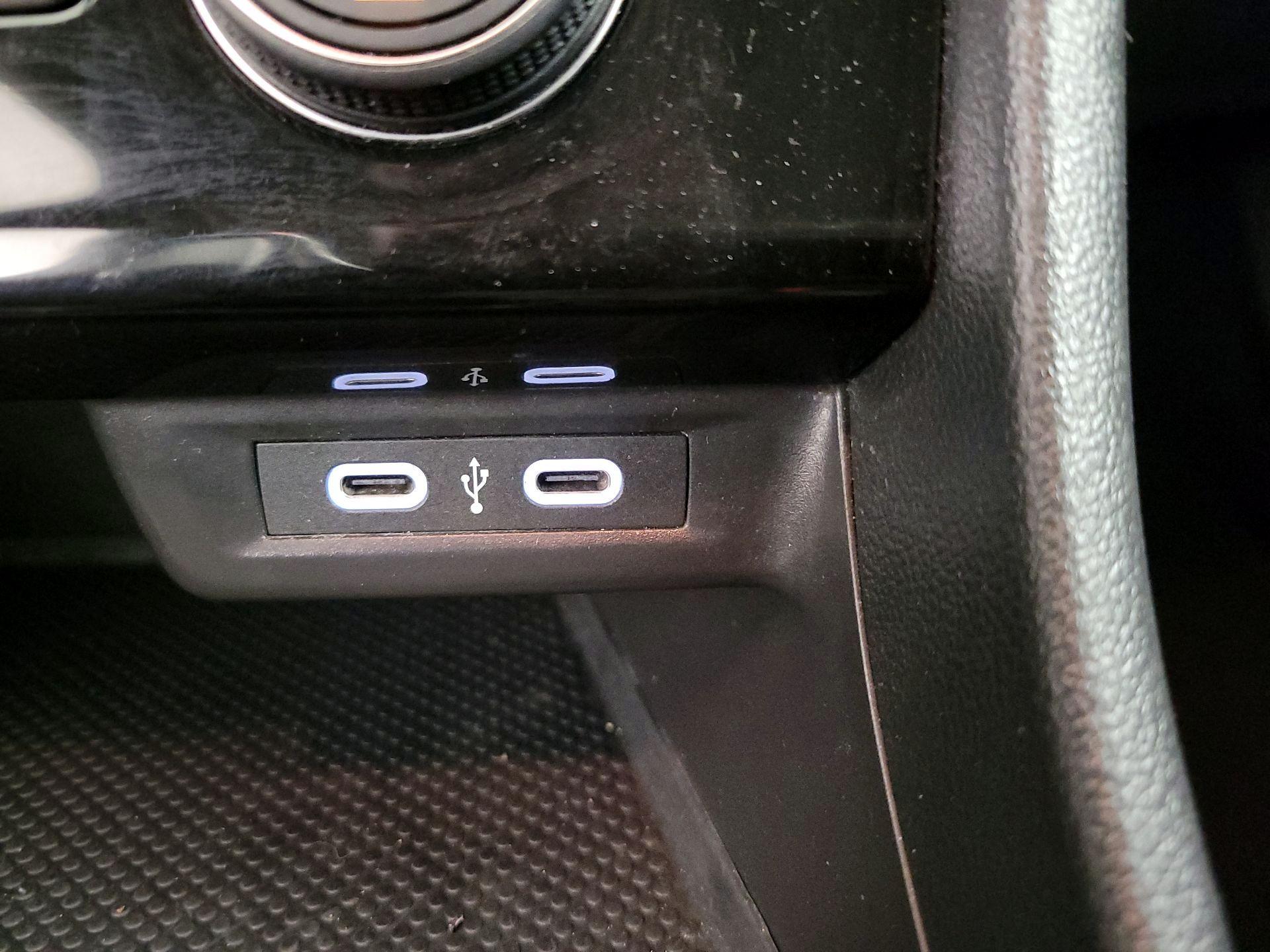 Thumbnail: 2024 Volkswagen Jetta - 18