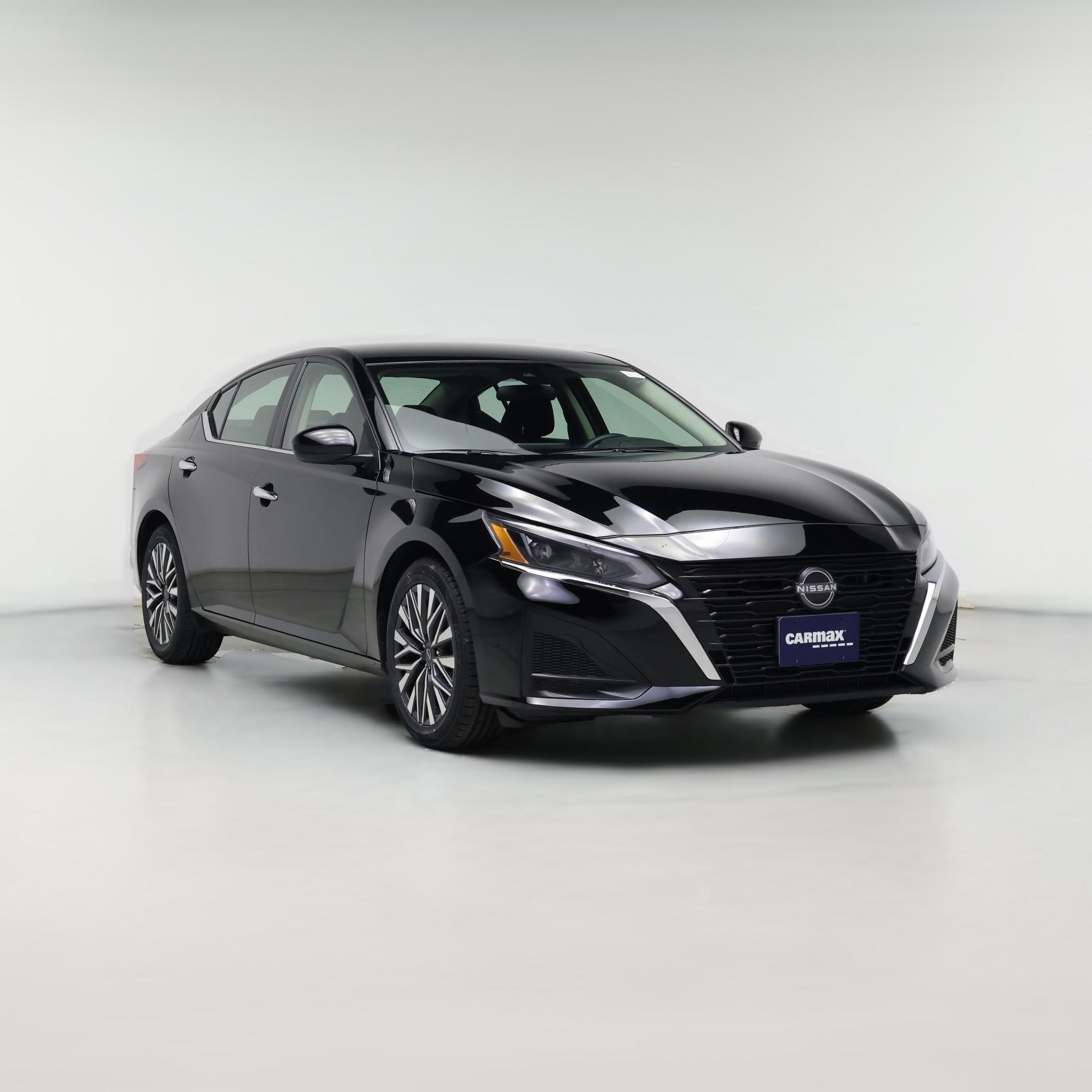 Thumbnail: 2024 Nissan Altima - 1