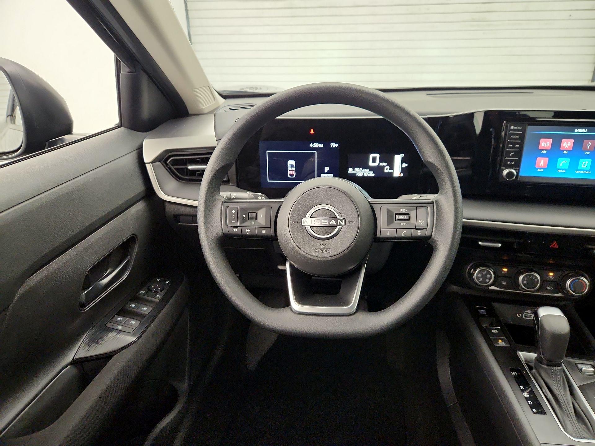 Thumbnail: 2025 Nissan Kicks - 10