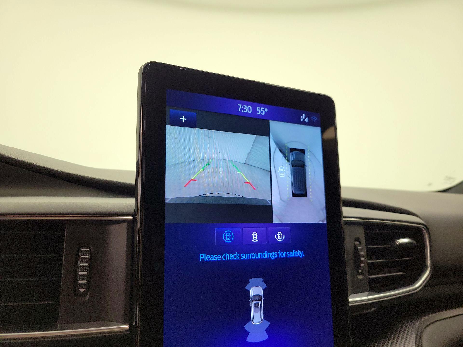 Thumbnail: 2022 Ford Explorer - 14