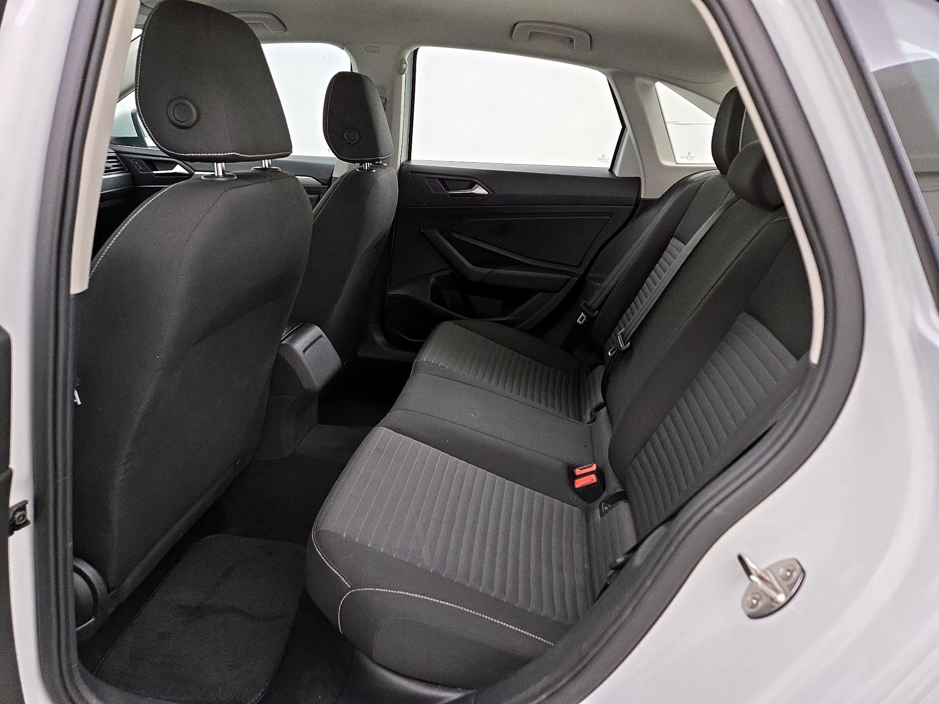 Thumbnail: 2024 Volkswagen Jetta - 19