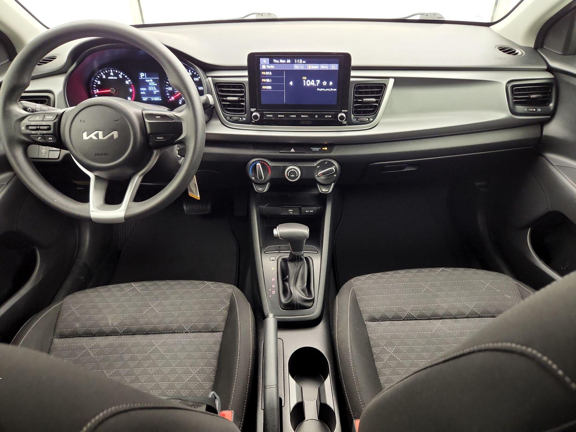 Thumbnail: 2023 Kia Rio - 9