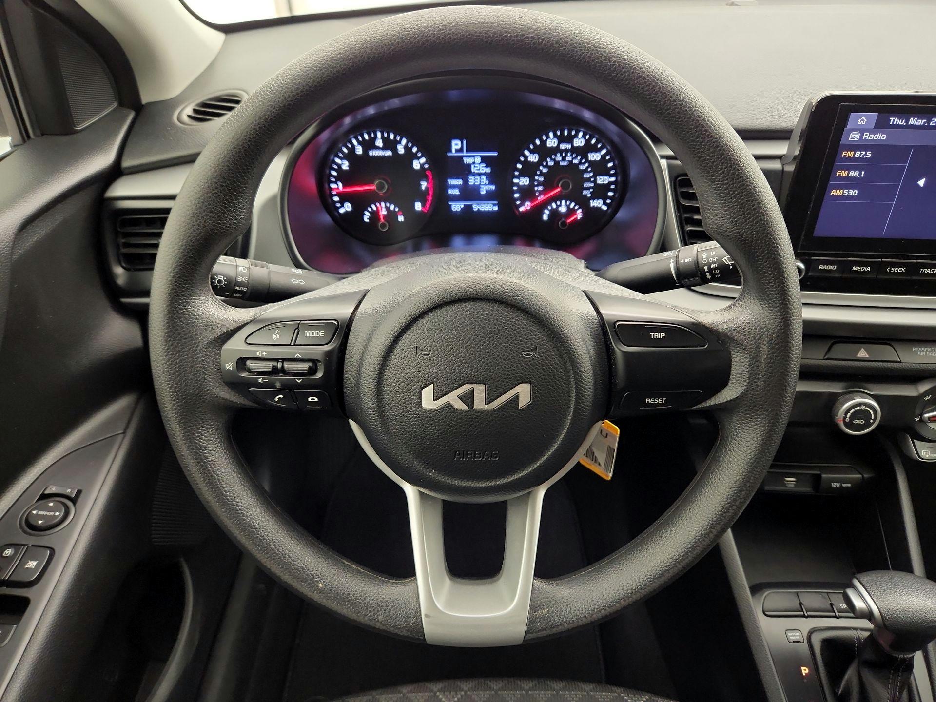 Thumbnail: 2023 Kia Rio - 10