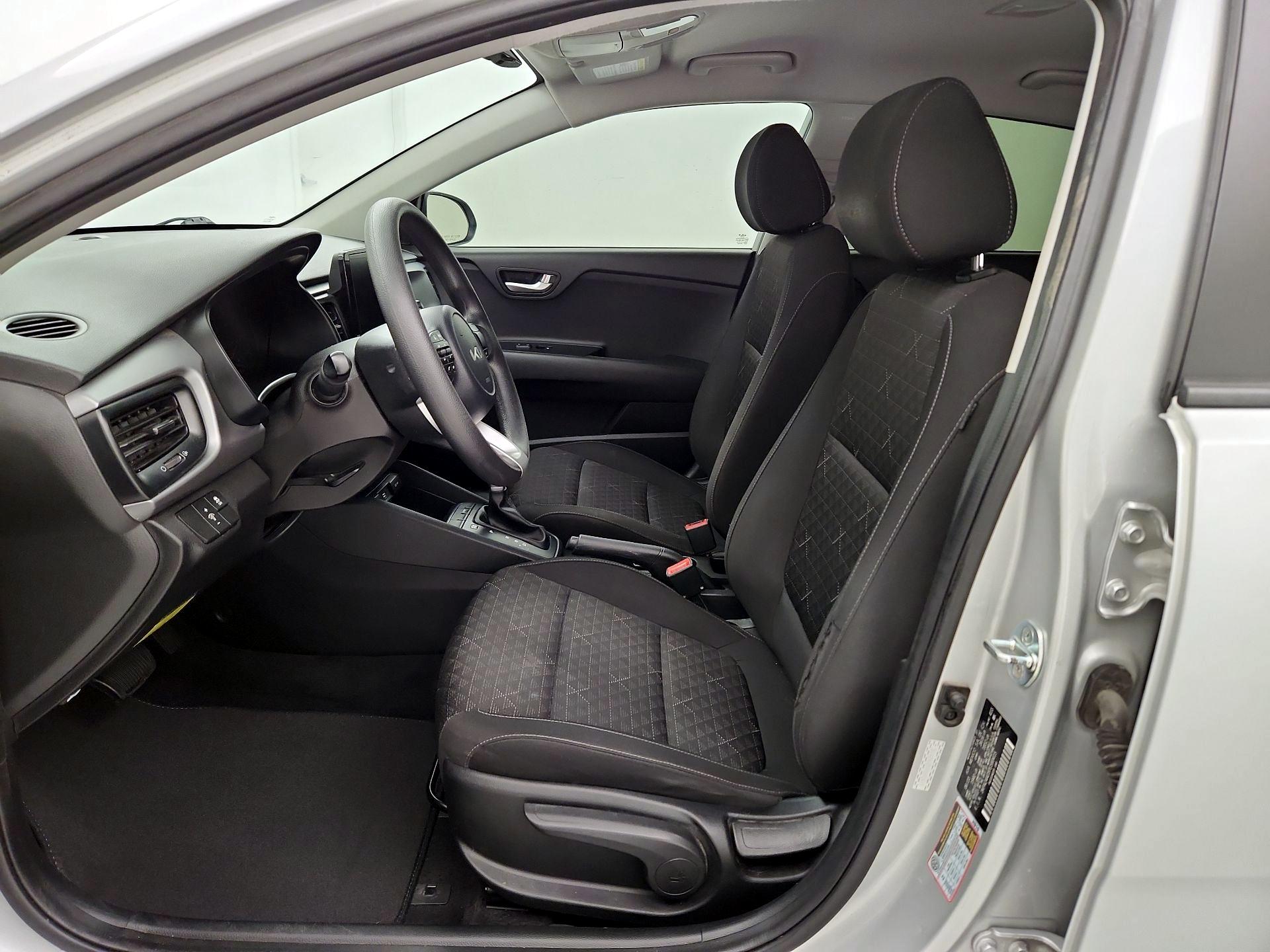 Thumbnail: 2023 Kia Rio - 11