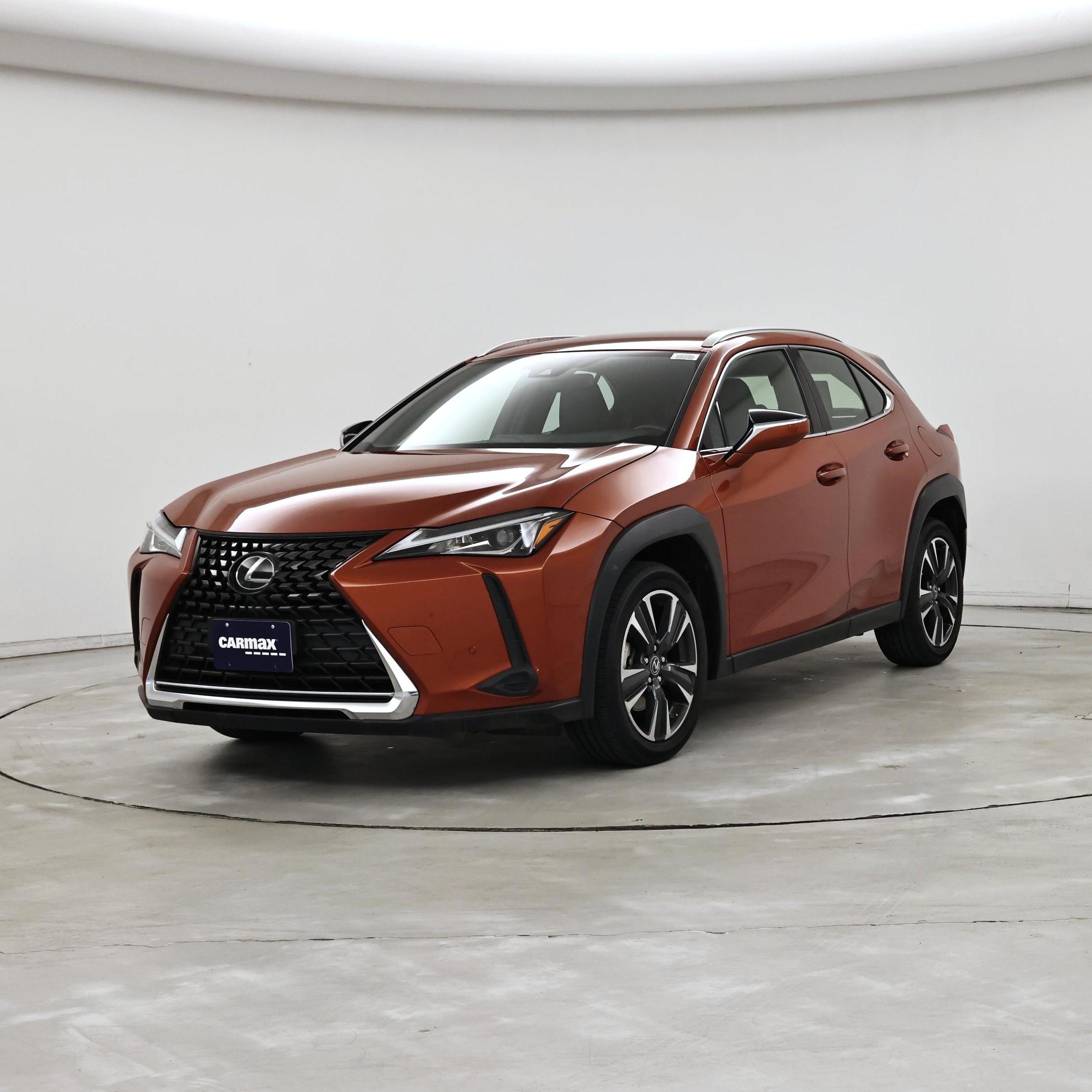 Thumbnail: 2022 Lexus UX - 4