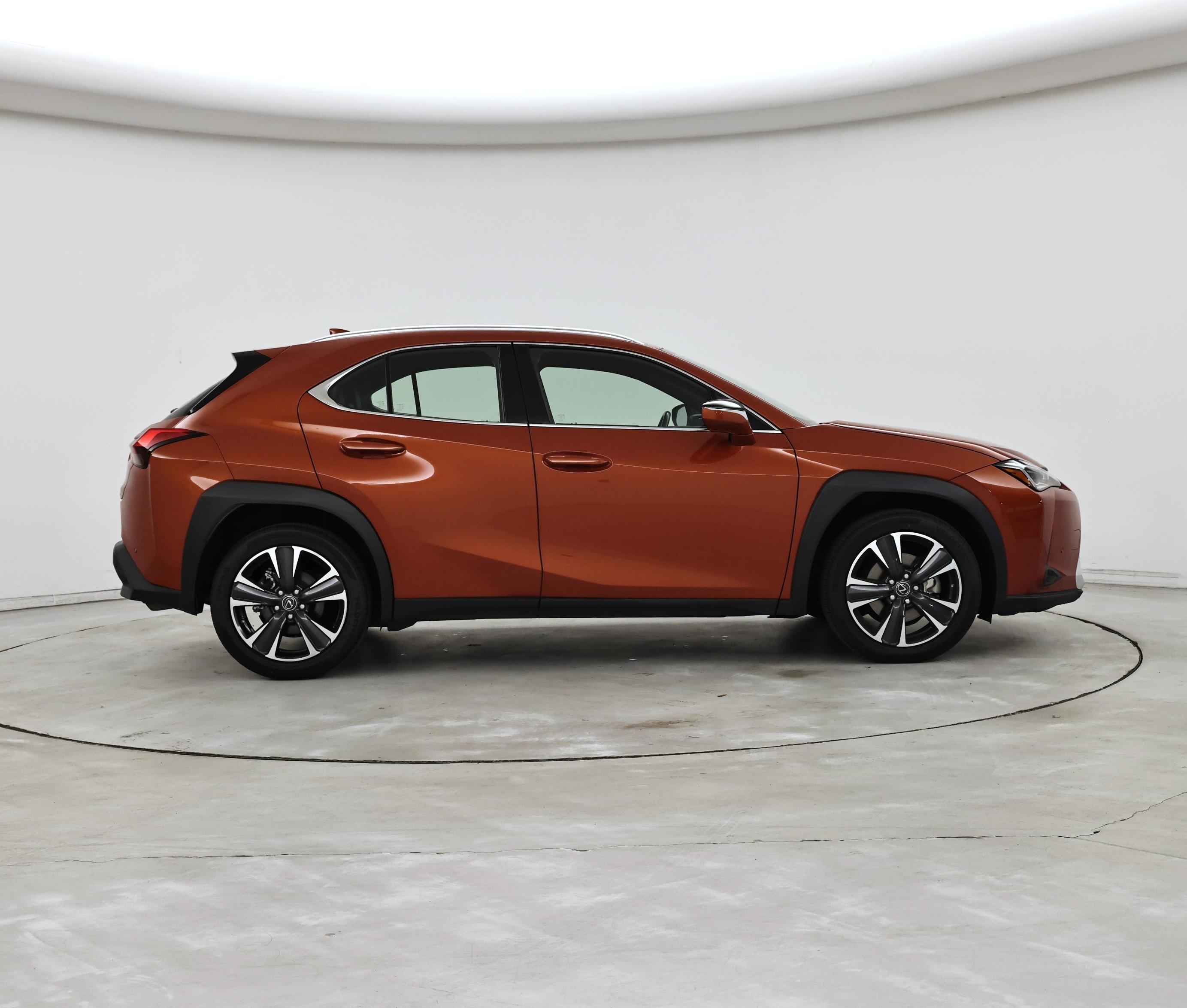 Thumbnail: 2022 Lexus UX - 7