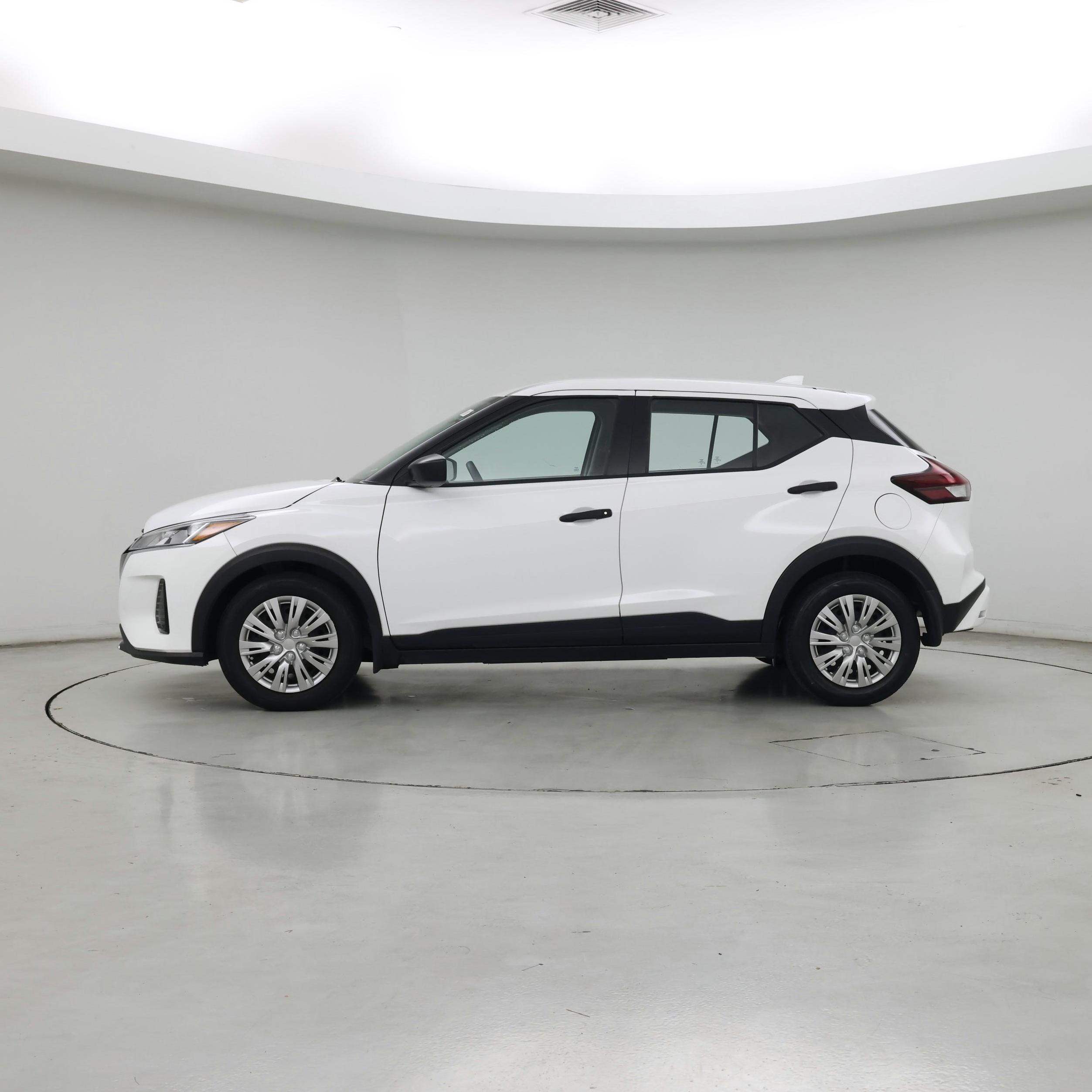 Thumbnail: 2024 Nissan Kicks - 3