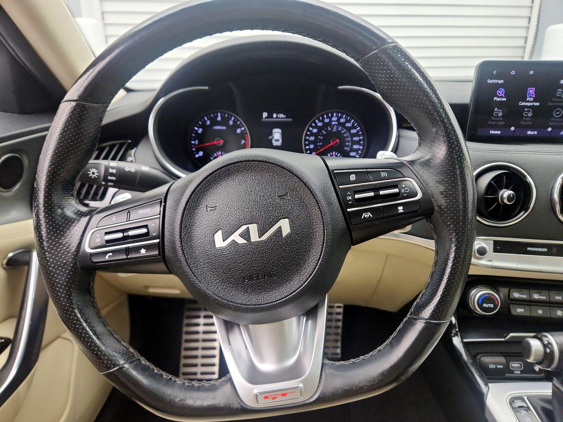 Thumbnail: 2022 Kia Stinger - 10