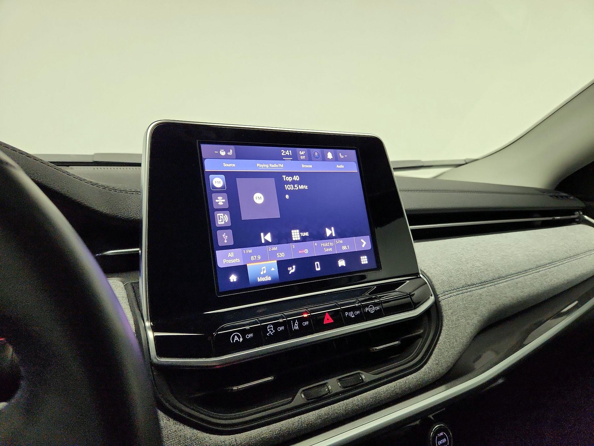 Thumbnail: 2022 Jeep Compass - 15