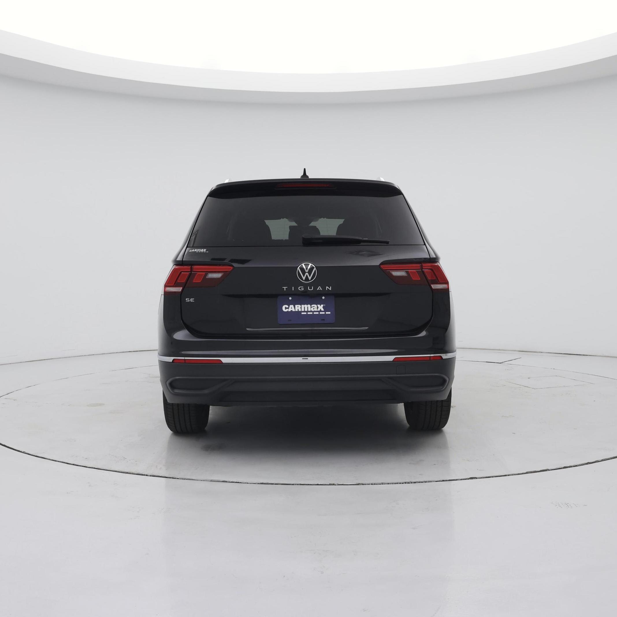 Thumbnail: 2023 Volkswagen Tiguan - 6
