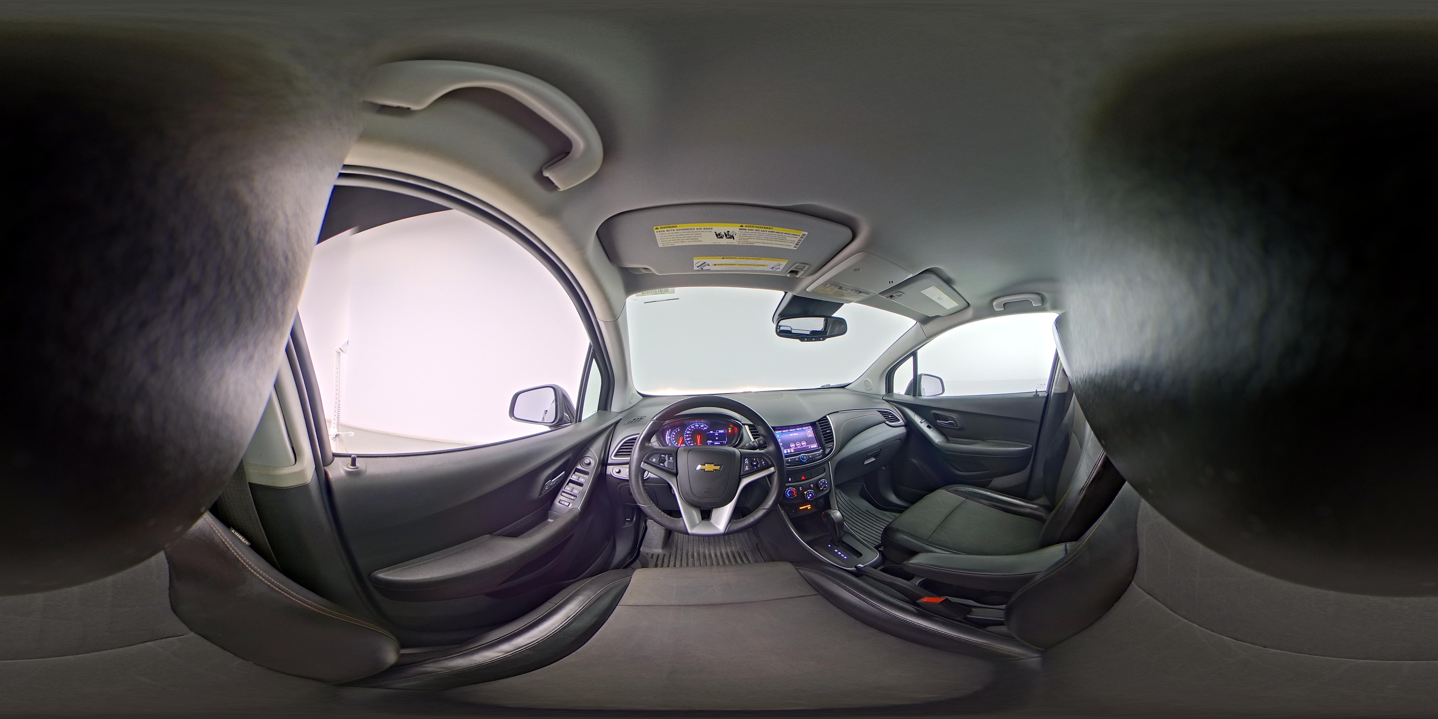 2020 Chevrolet Trax LT - Photo 26