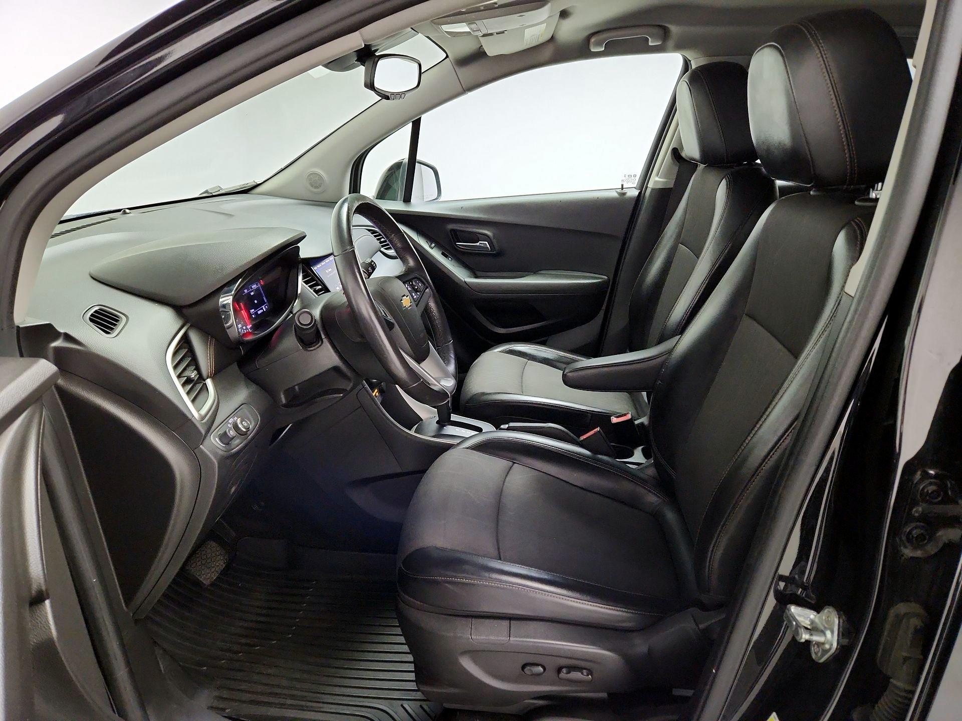 Thumbnail: 2020 Chevrolet Trax - 11