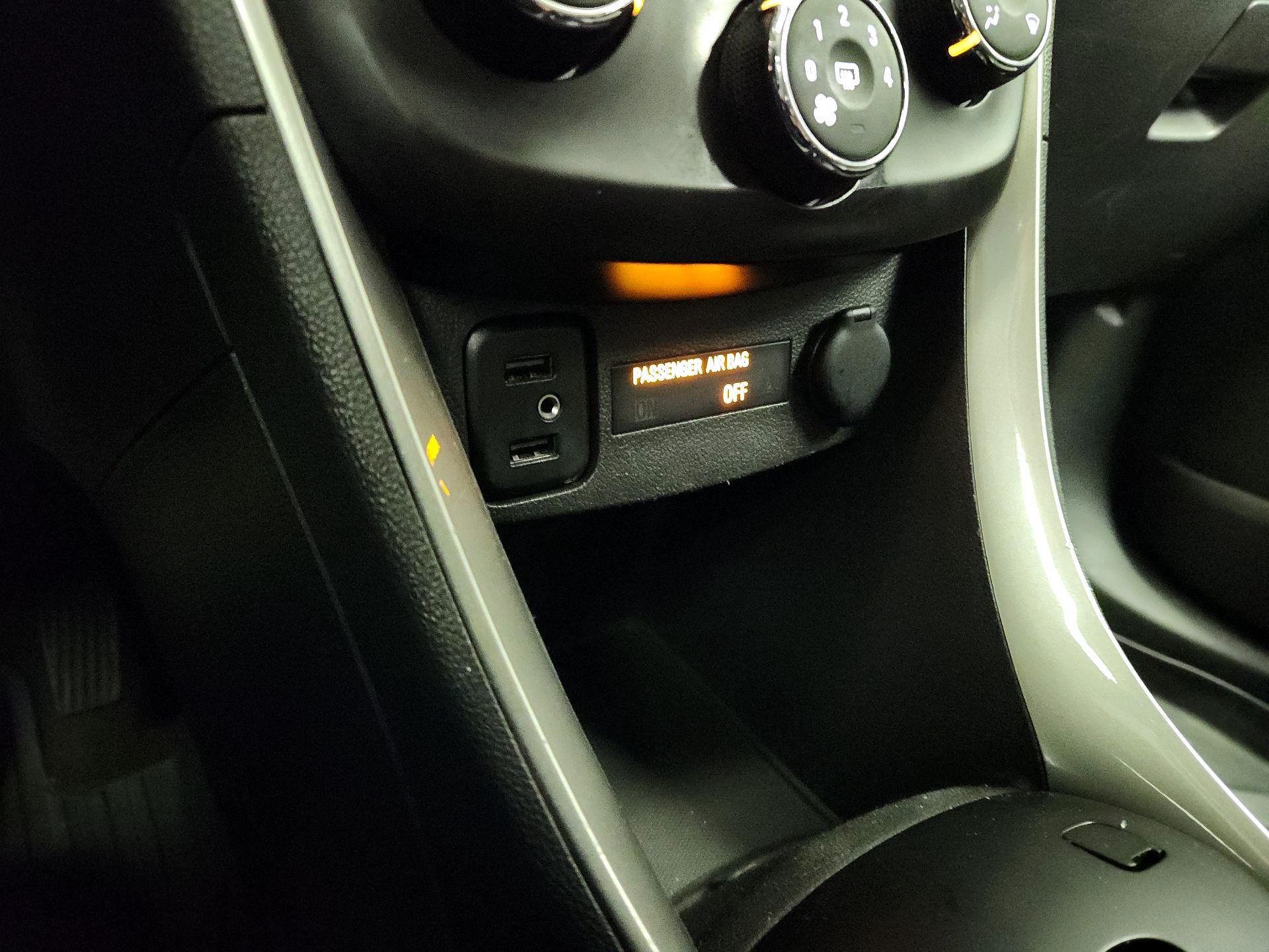 Thumbnail: 2020 Chevrolet Trax - 18