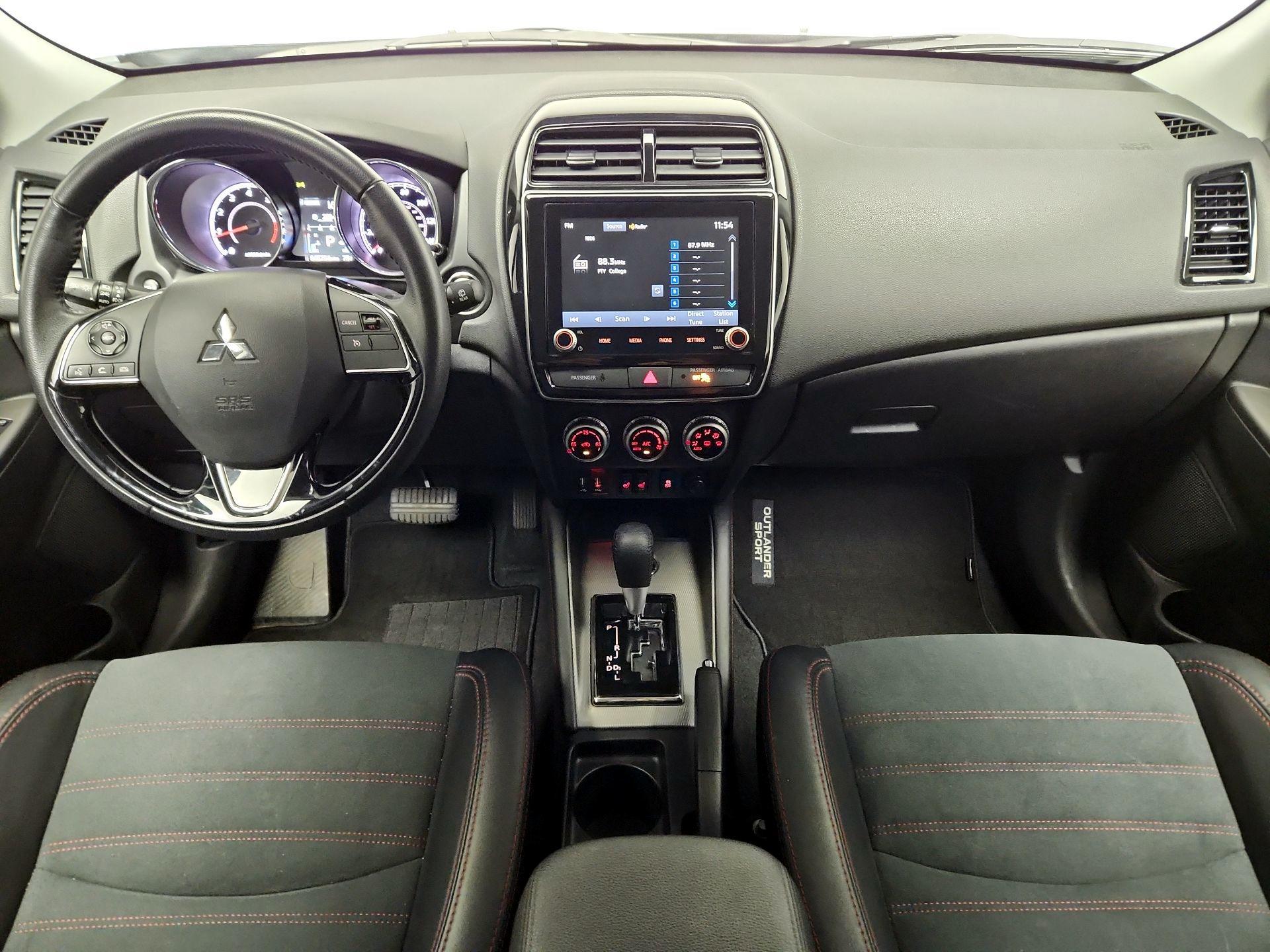 Thumbnail: 2024 Mitsubishi Outlander Sport - 9