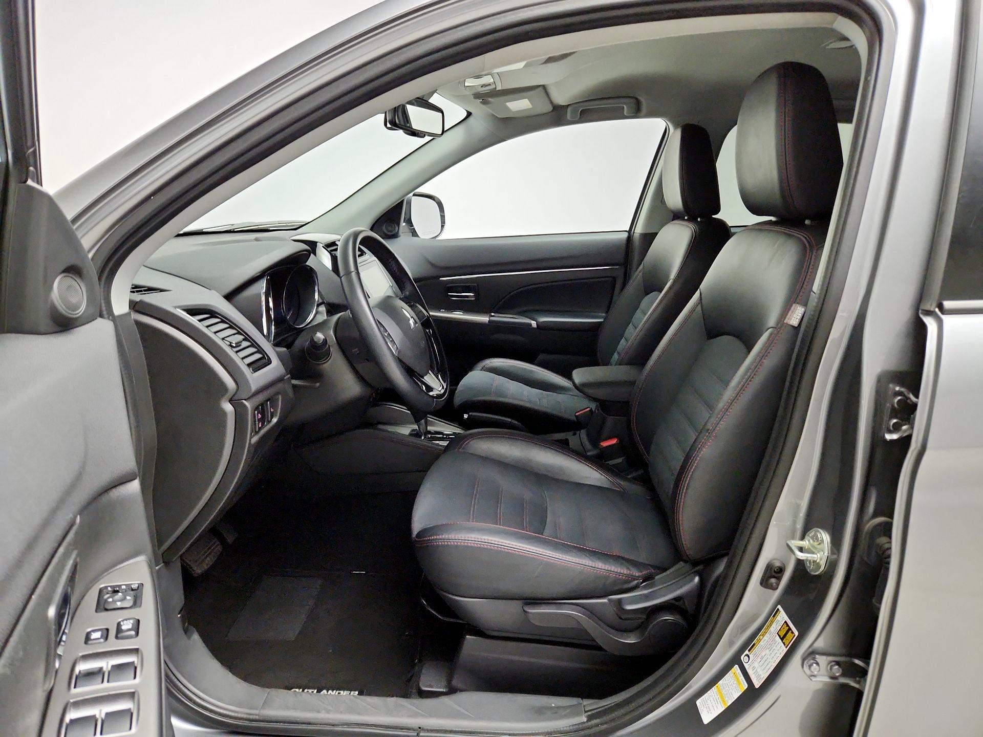 Thumbnail: 2024 Mitsubishi Outlander Sport - 11