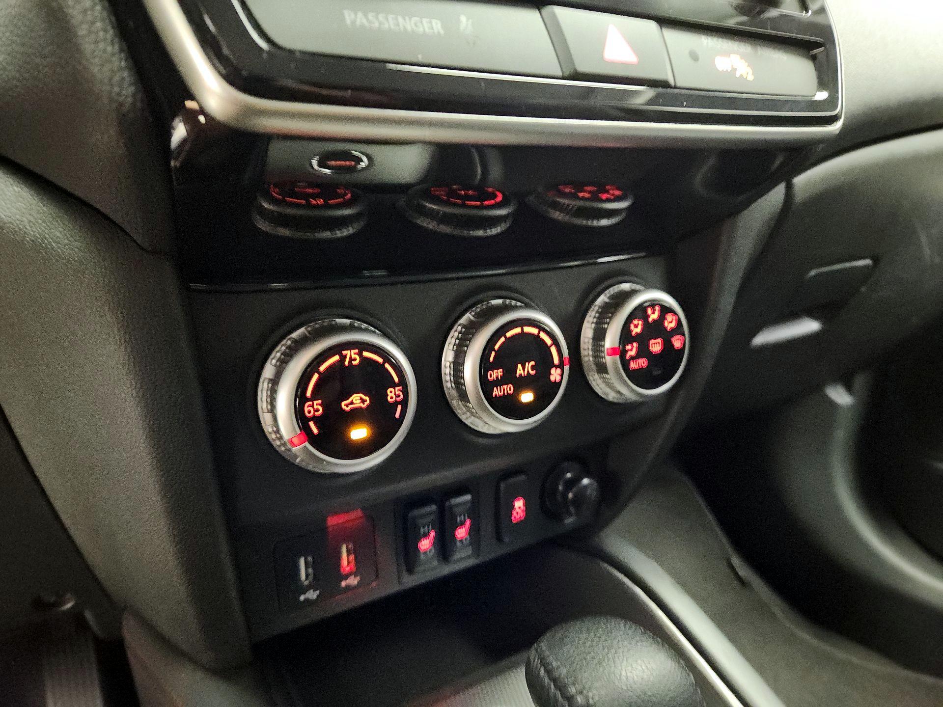 Thumbnail: 2024 Mitsubishi Outlander Sport - 16
