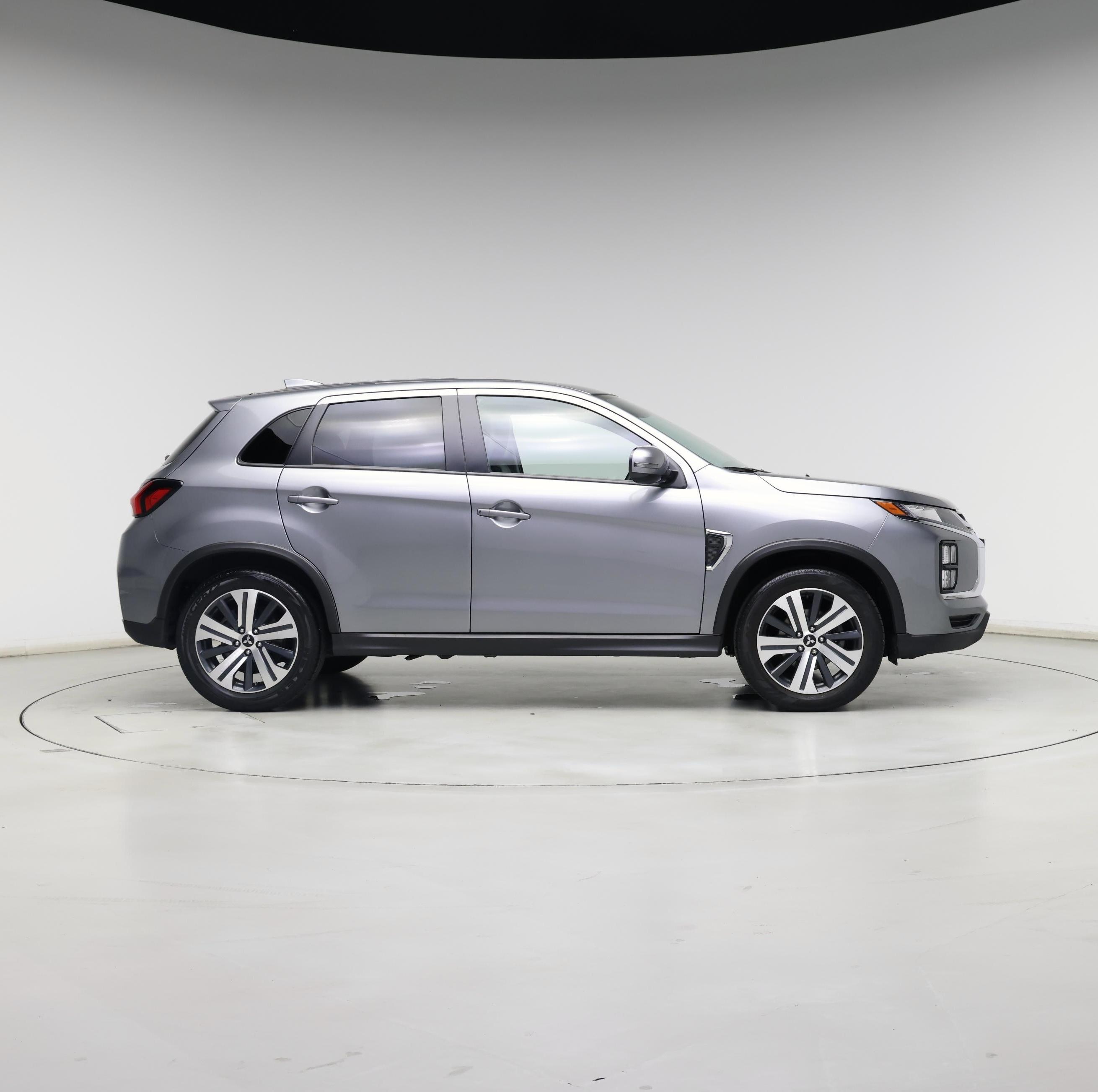 Thumbnail: 2024 Mitsubishi Outlander Sport - 7