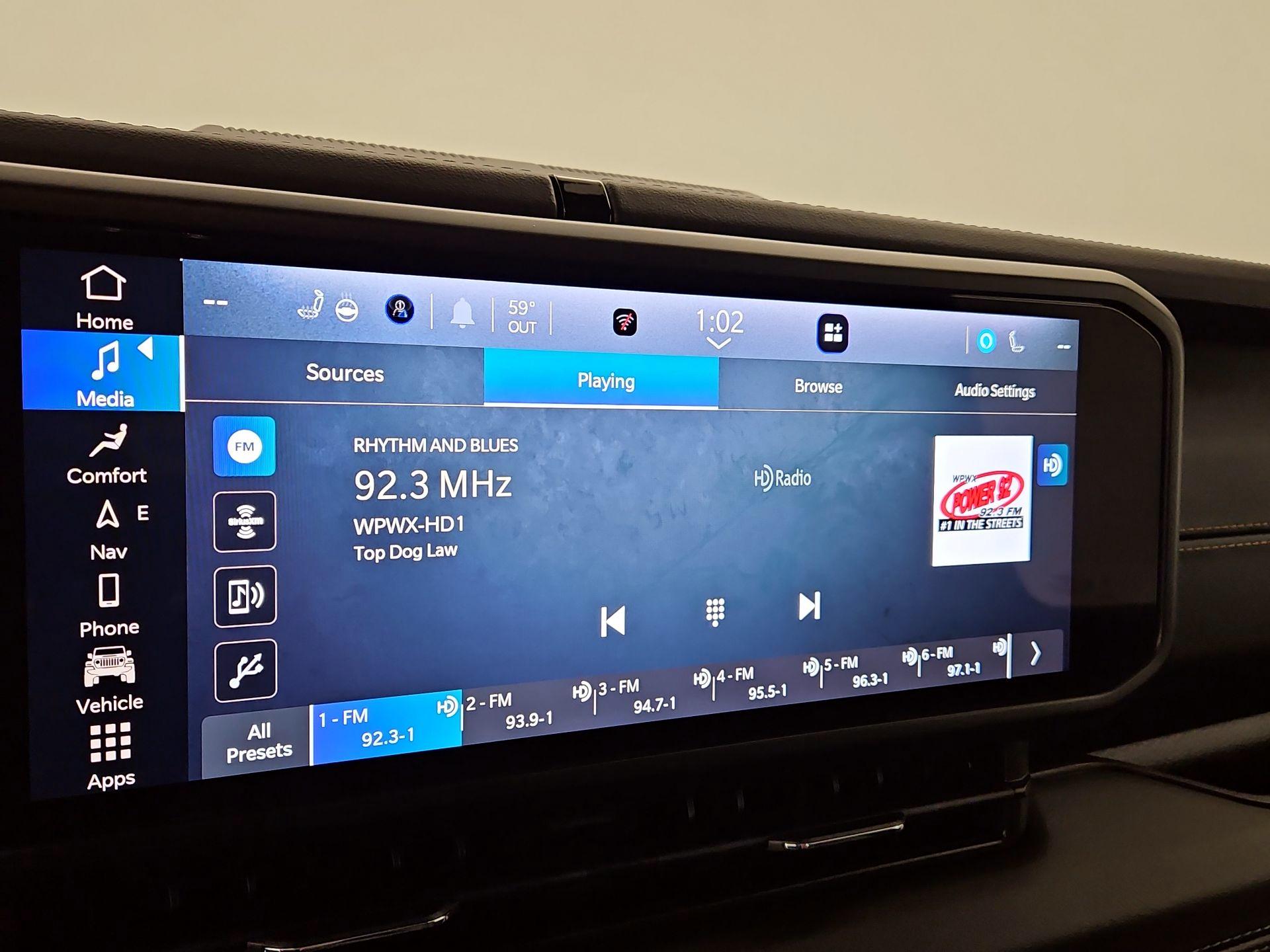 Thumbnail: 2025 Jeep Wrangler - 16