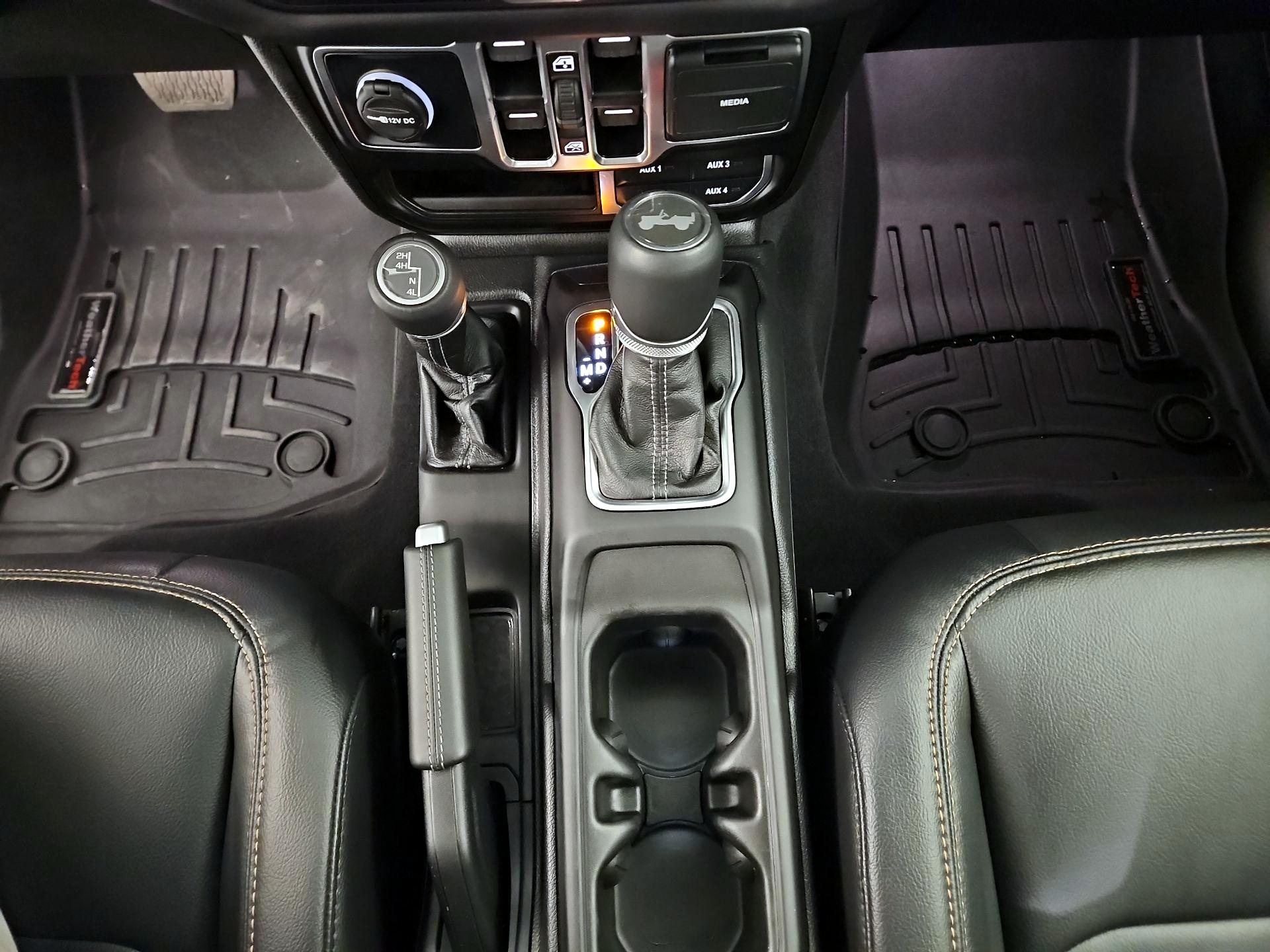 Thumbnail: 2025 Jeep Wrangler - 18