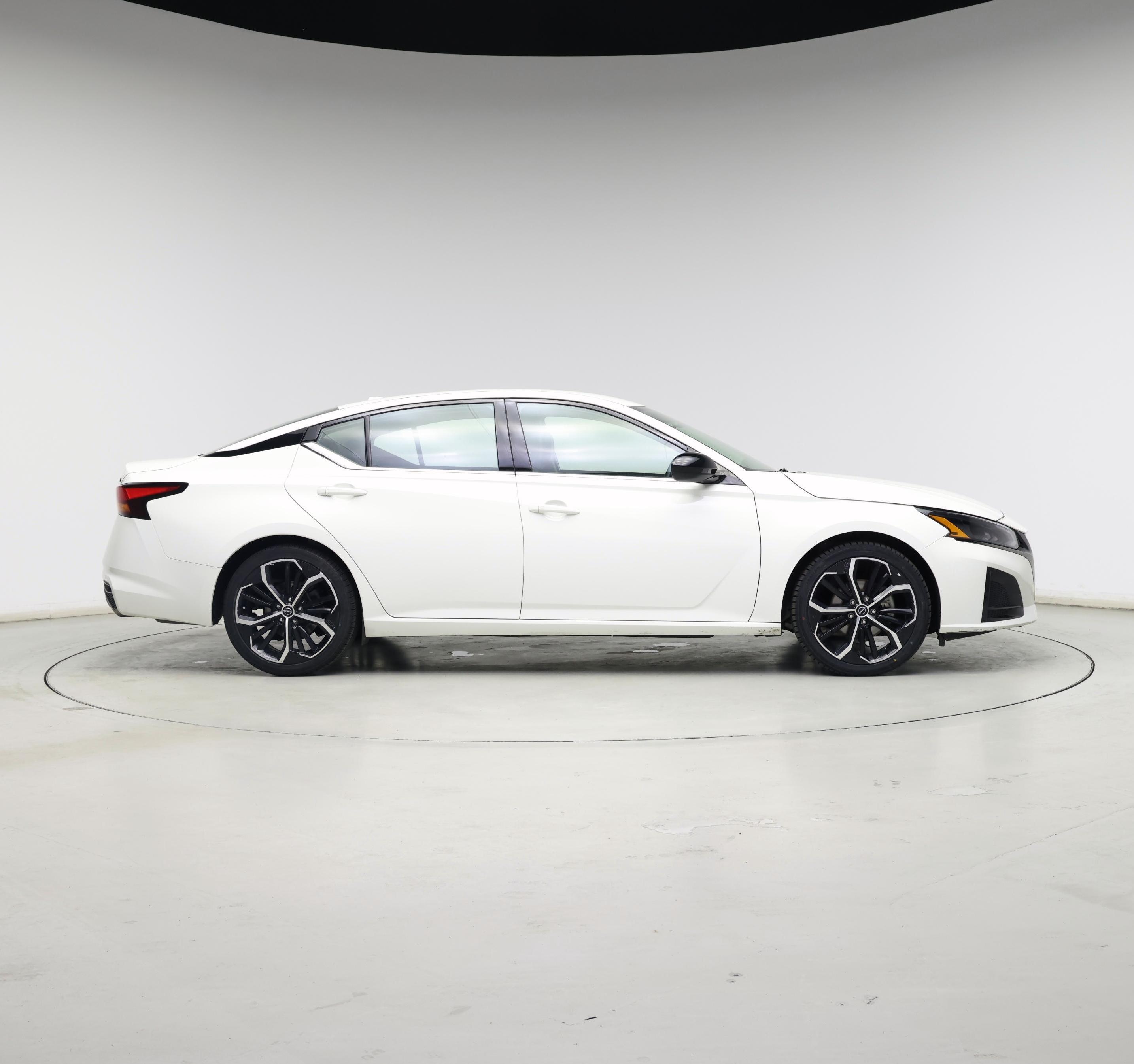 Thumbnail: 2024 Nissan Altima - 7