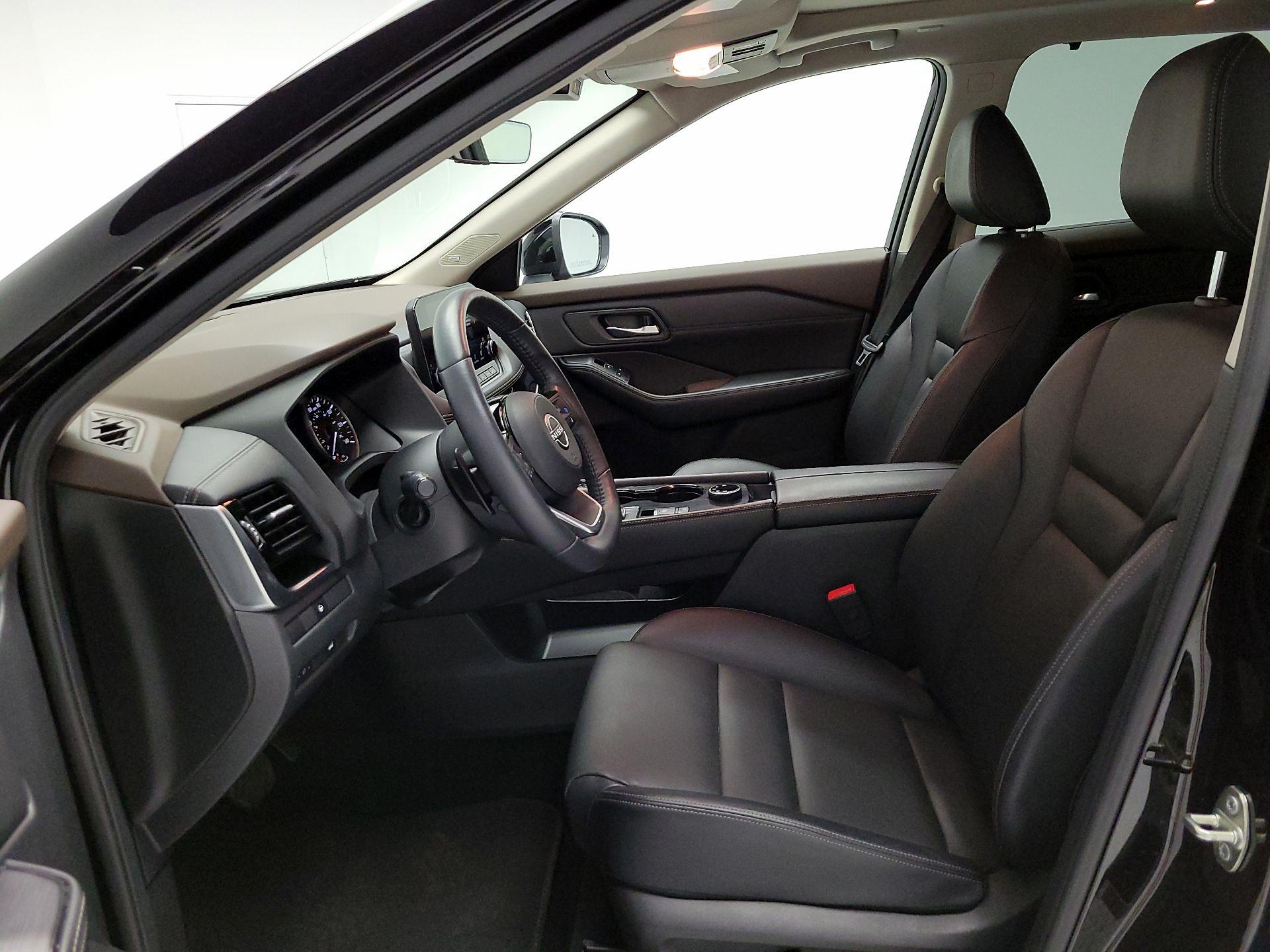 Thumbnail: 2023 Nissan Rogue - 11