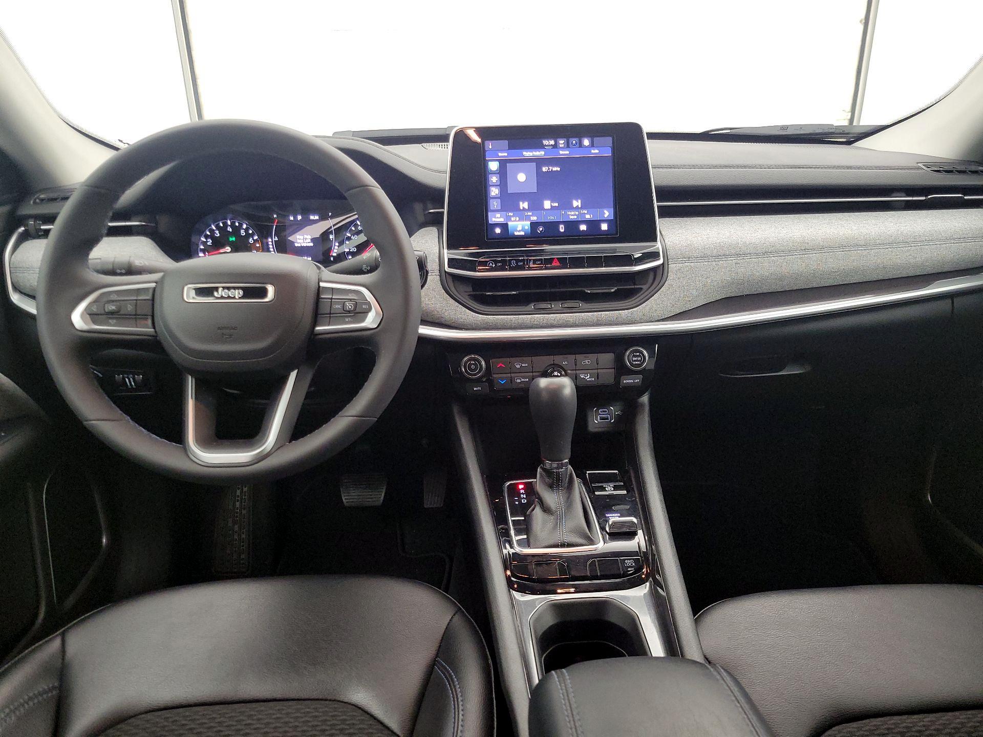 Thumbnail: 2022 Jeep Compass - 8