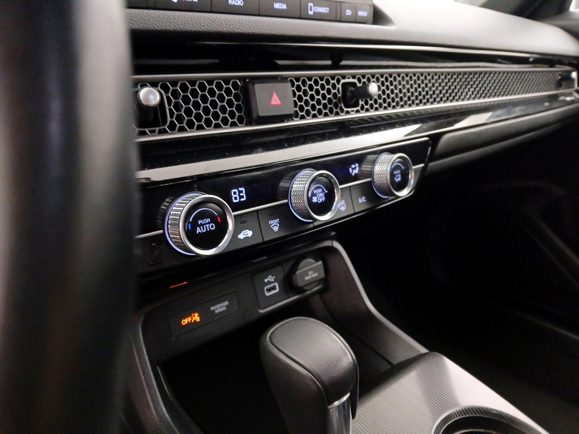 Thumbnail: 2024 Honda Civic - 16