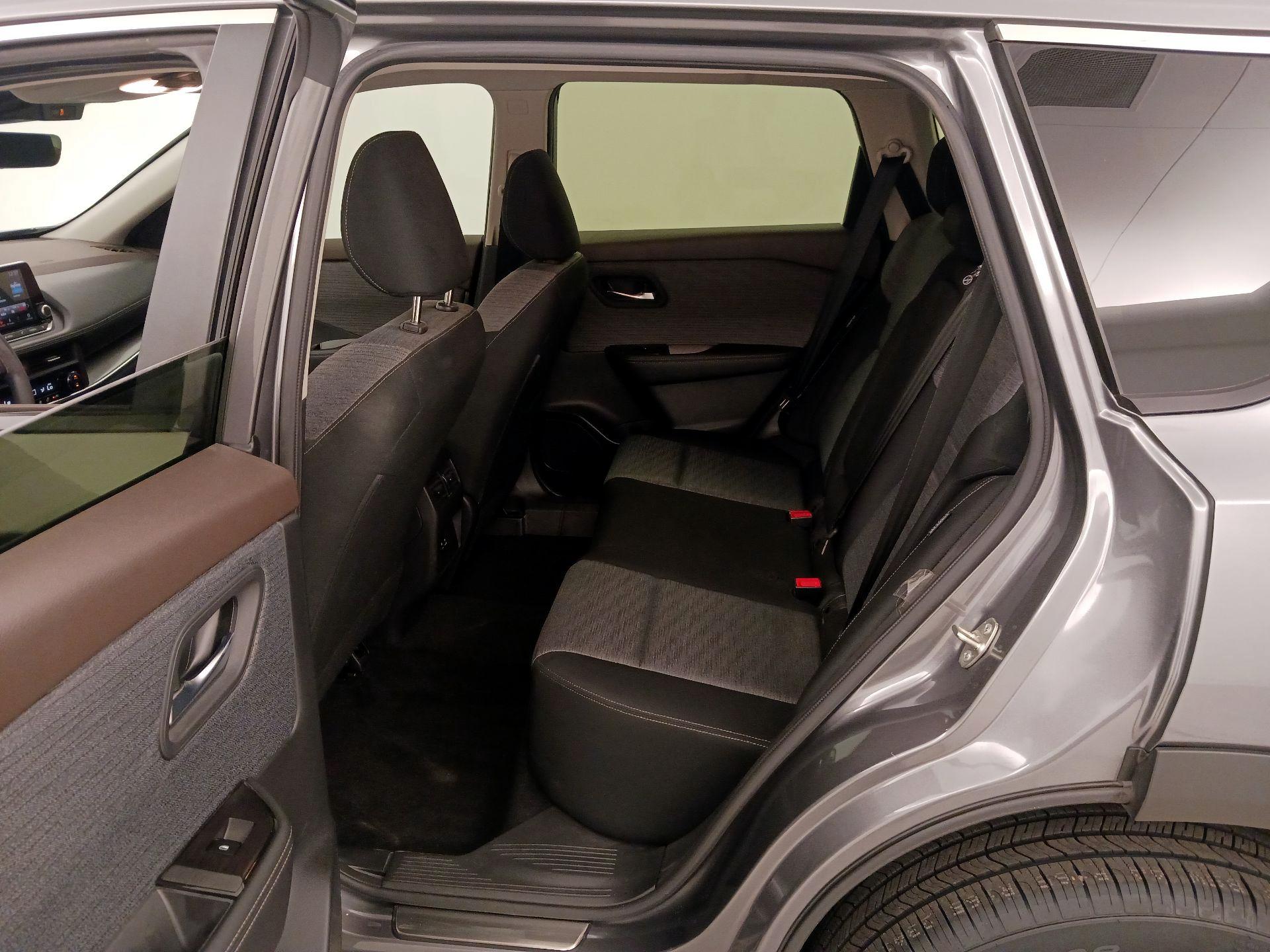 Thumbnail: 2023 Nissan Rogue - 19