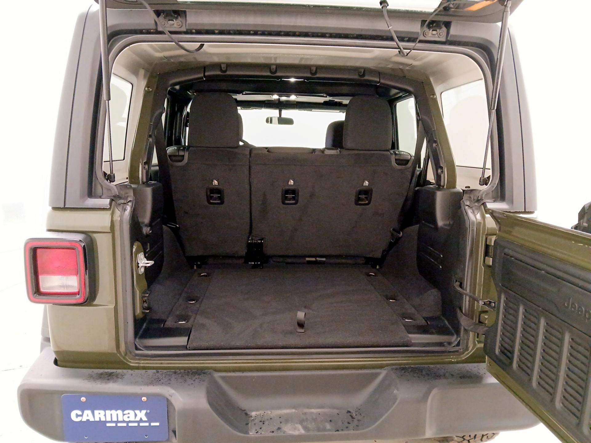 Thumbnail: 2023 Jeep Wrangler - 20