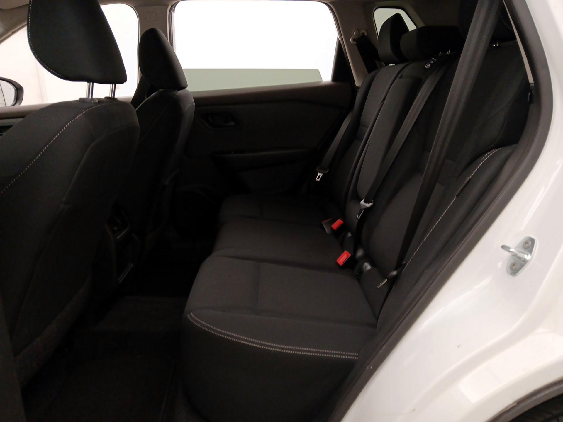 Thumbnail: 2023 Nissan Rogue - 17