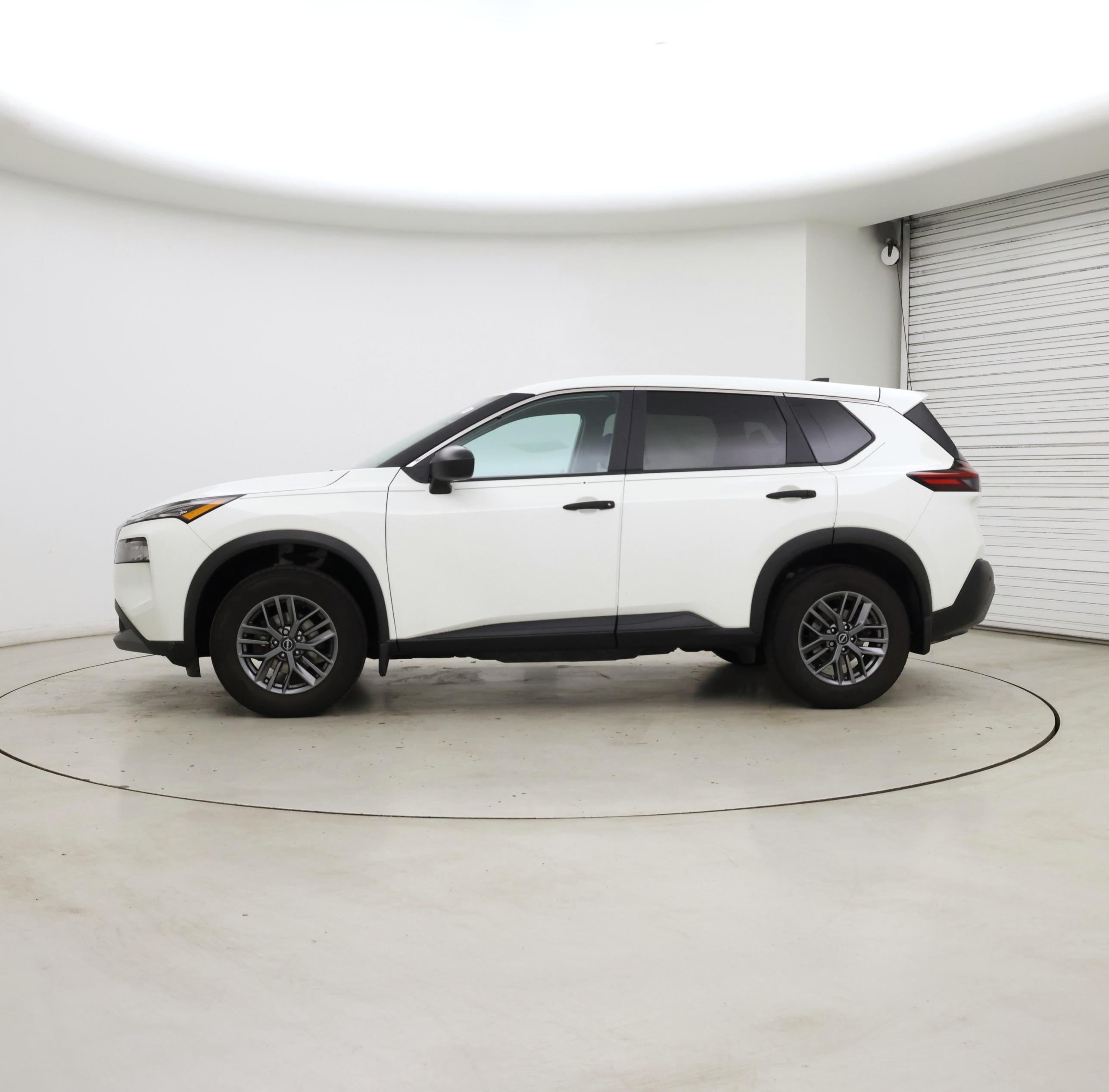 Thumbnail: 2023 Nissan Rogue - 3