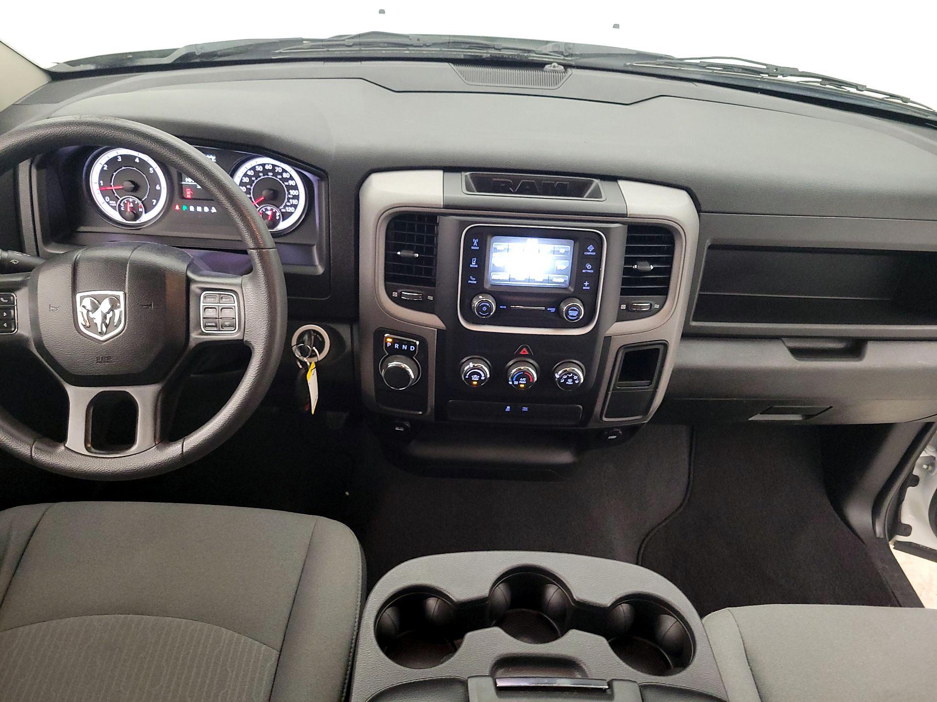 Thumbnail: 2022 RAM 1500 Classic - 9