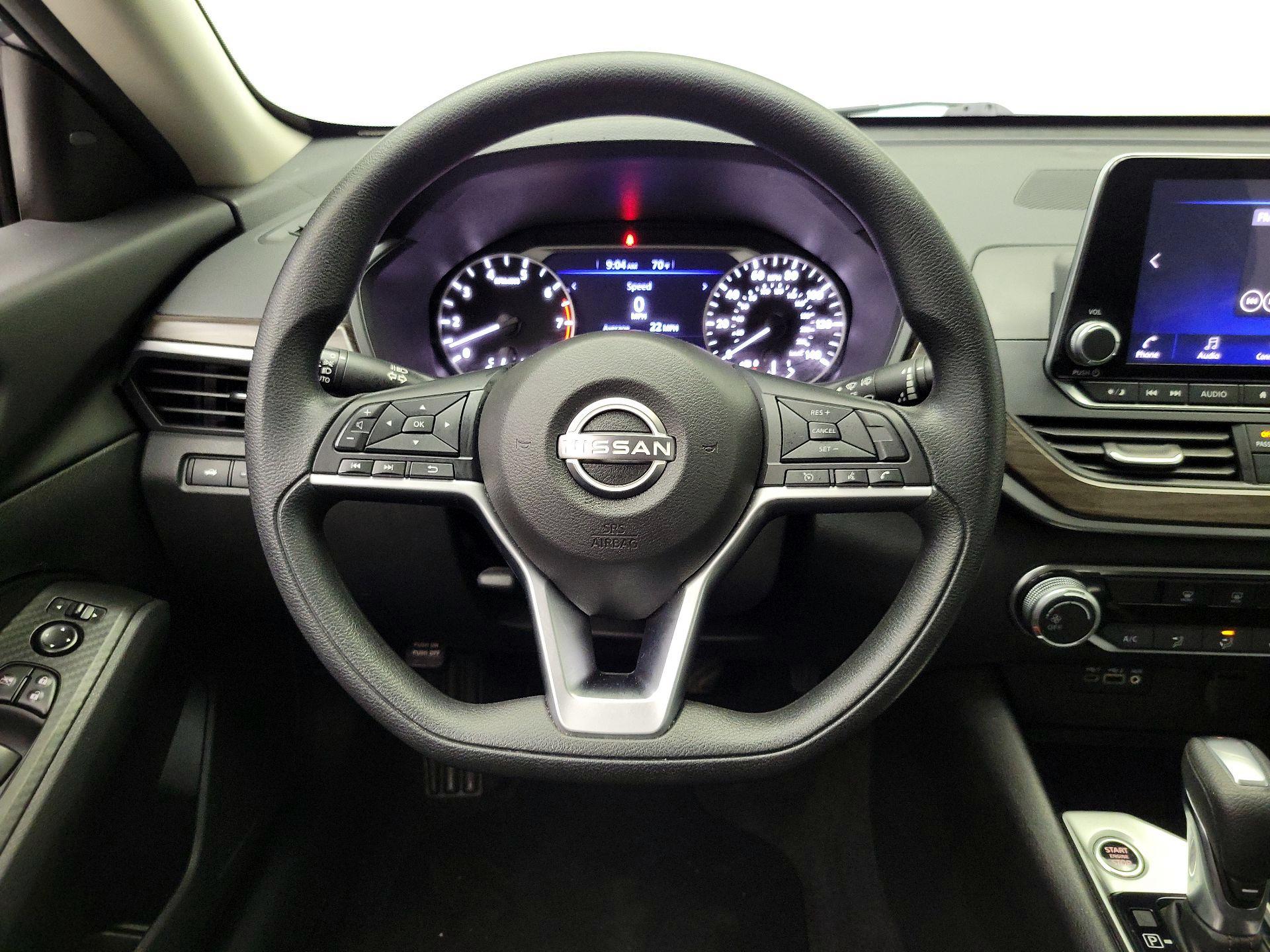 Thumbnail: 2024 Nissan Altima - 10