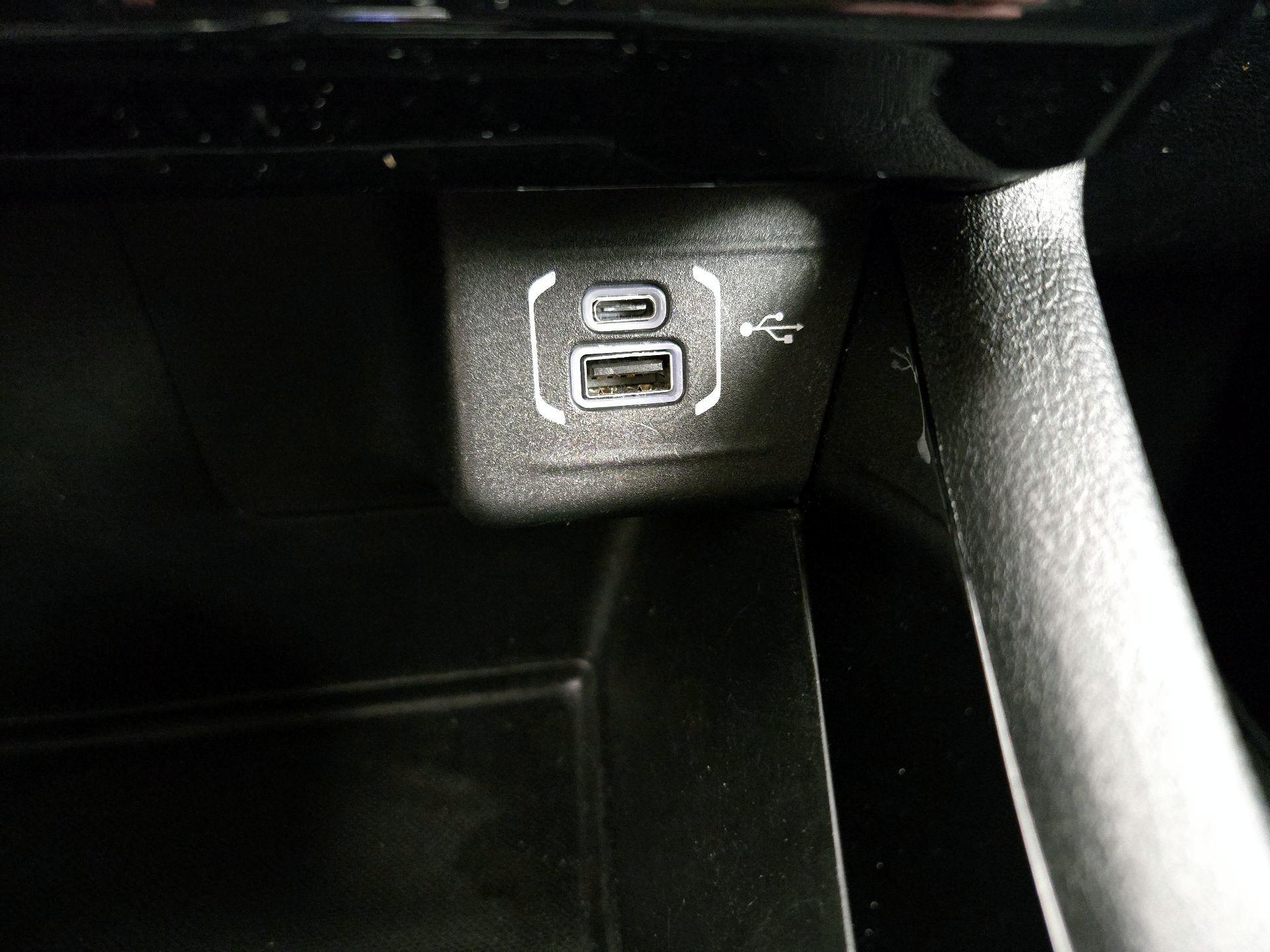 Thumbnail: 2022 Jeep Compass - 18