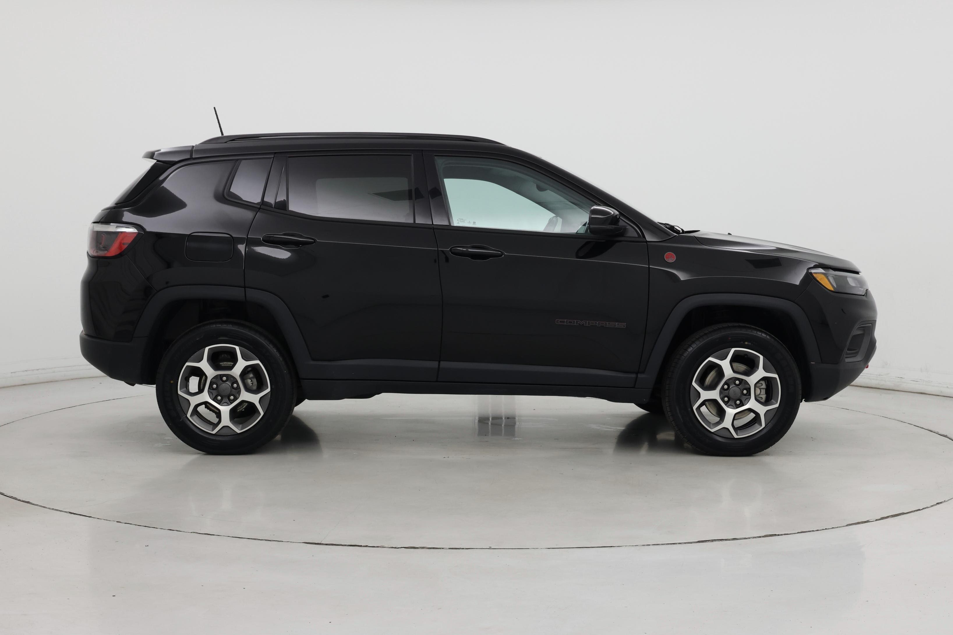 Thumbnail: 2022 Jeep Compass - 7