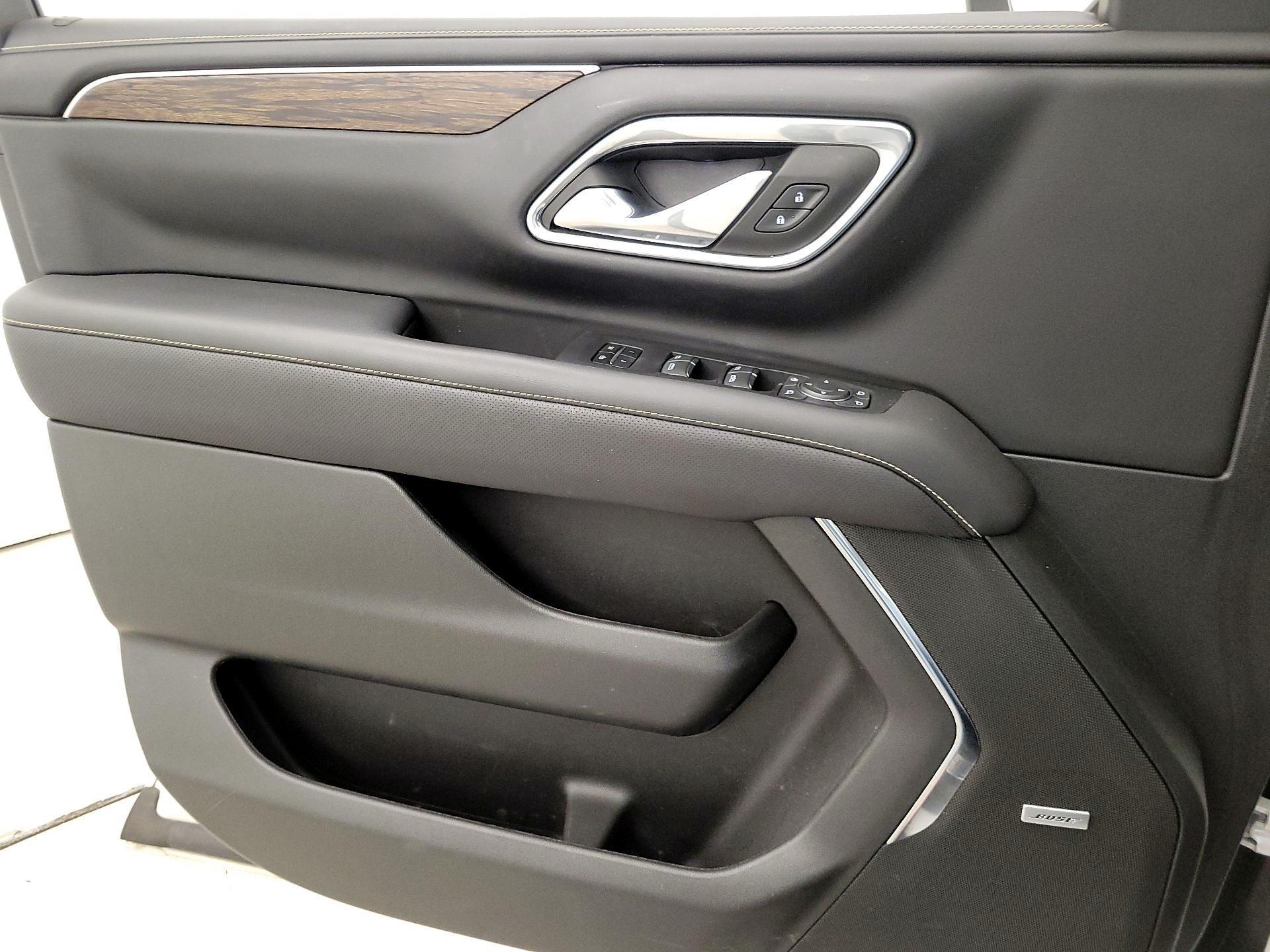 Thumbnail: 2023 Chevrolet Tahoe - 12