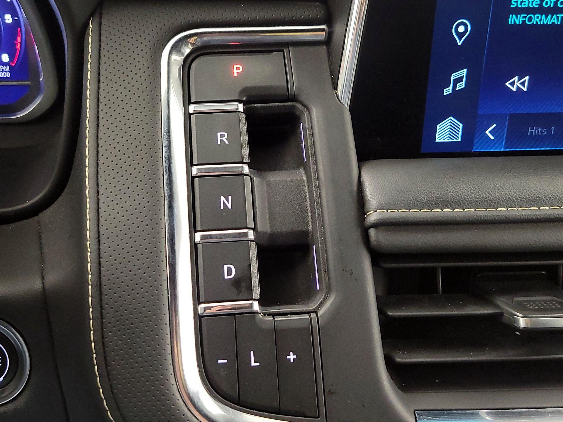 Thumbnail: 2023 Chevrolet Tahoe - 17